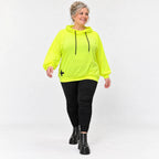 Hoody in Neongelb aus weichem Stretchjersey aus Italien mit Kapuze und gerader Passform