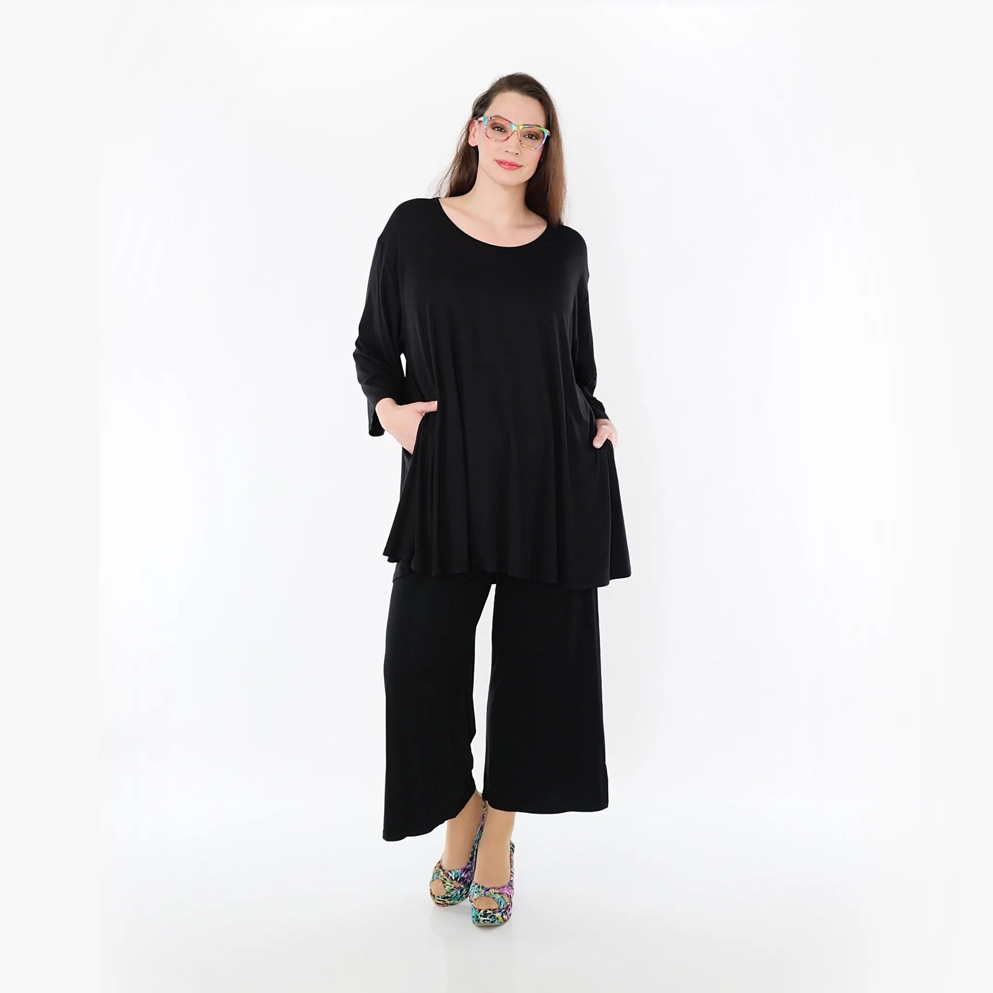  AKH Fashion Bigshirt in Glocken-Form, aus Viskose, 1233.01892, Schwarz, Ausgefallen, Zeitlos