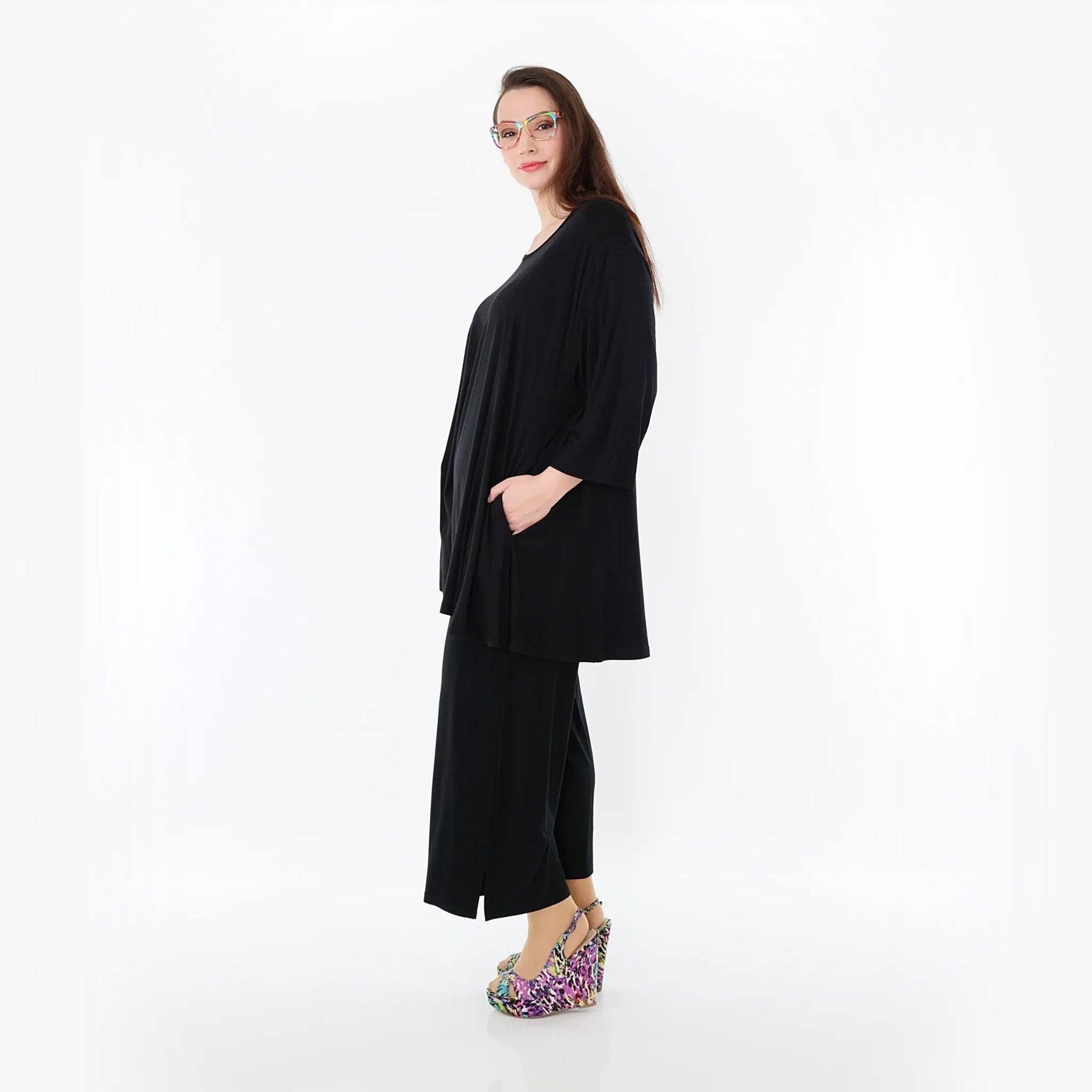  AKH Fashion Bigshirt in Glocken-Form, aus Viskose, 1233.01892, Schwarz, Ausgefallen, Zeitlos