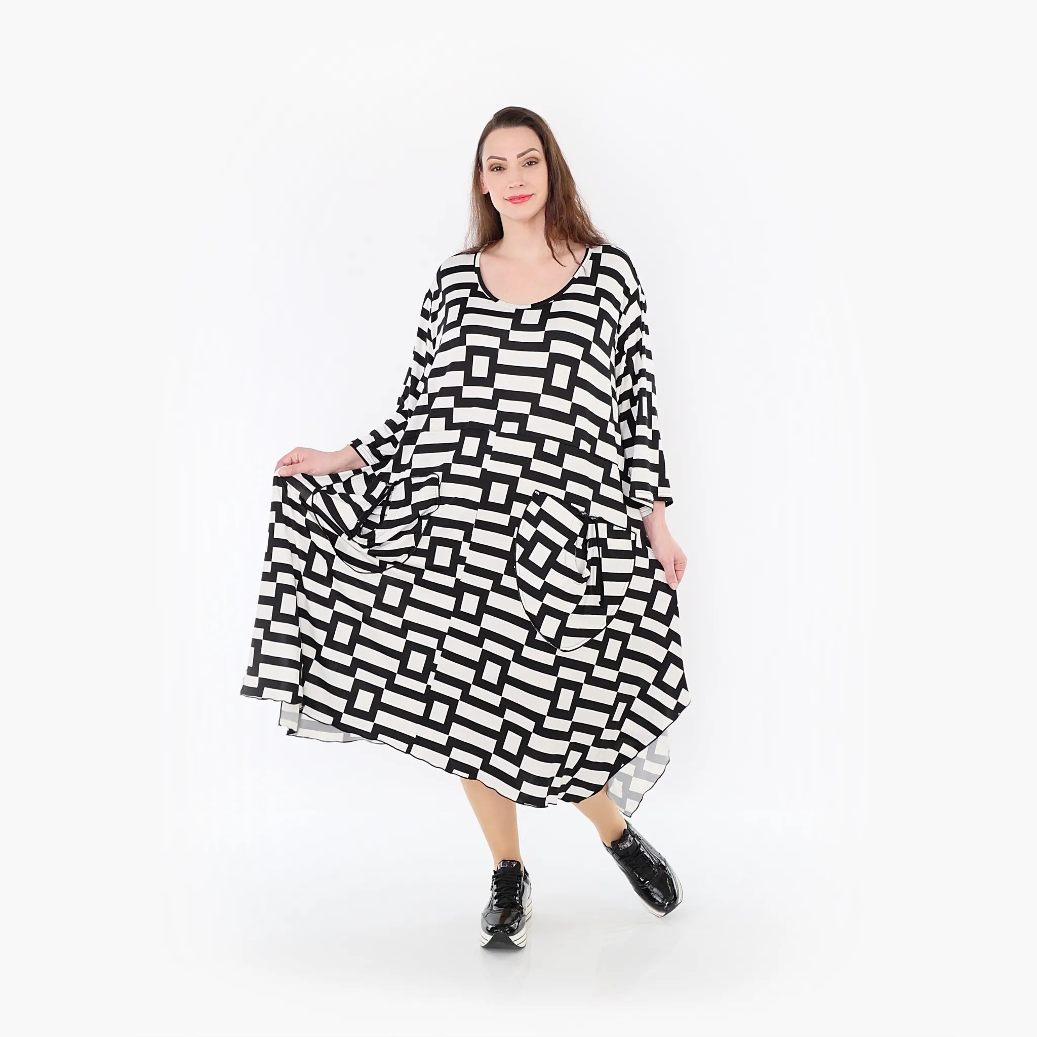  Ballonkleid von AKH Fashion aus Materialmix, 1314.06025, Weiß/Schwarz, Kariert, Schick