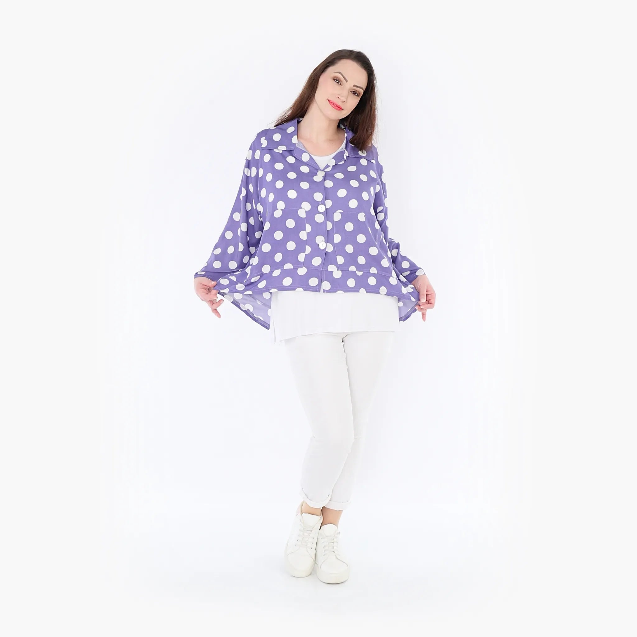  AKH Fashion Jacke in gerundeter Form, aus Viskose, 1417.06910, Flieder/Weiß, Schick