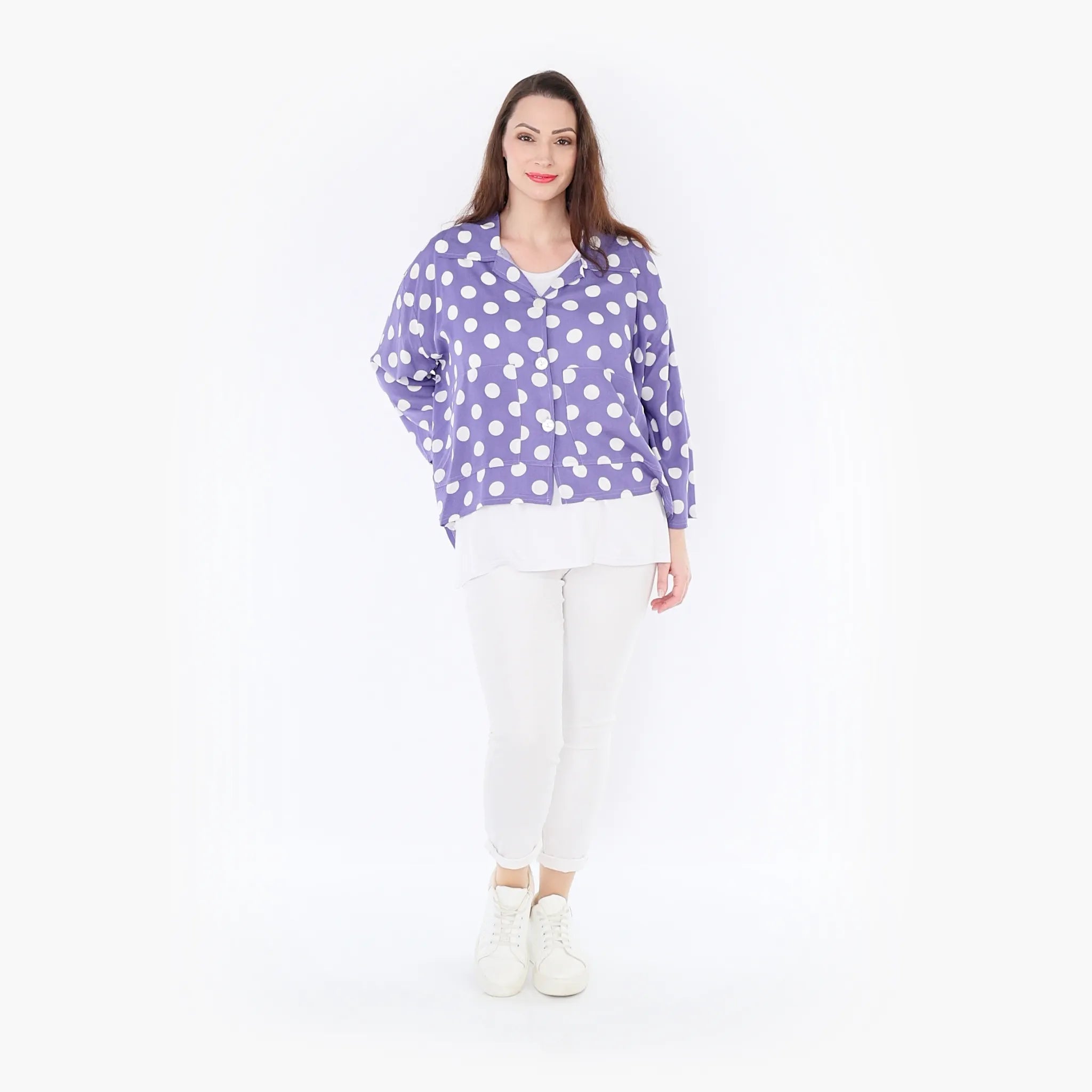  AKH Fashion Jacke in gerundeter Form, aus Viskose, 1417.06910, Flieder/Weiß, Schick