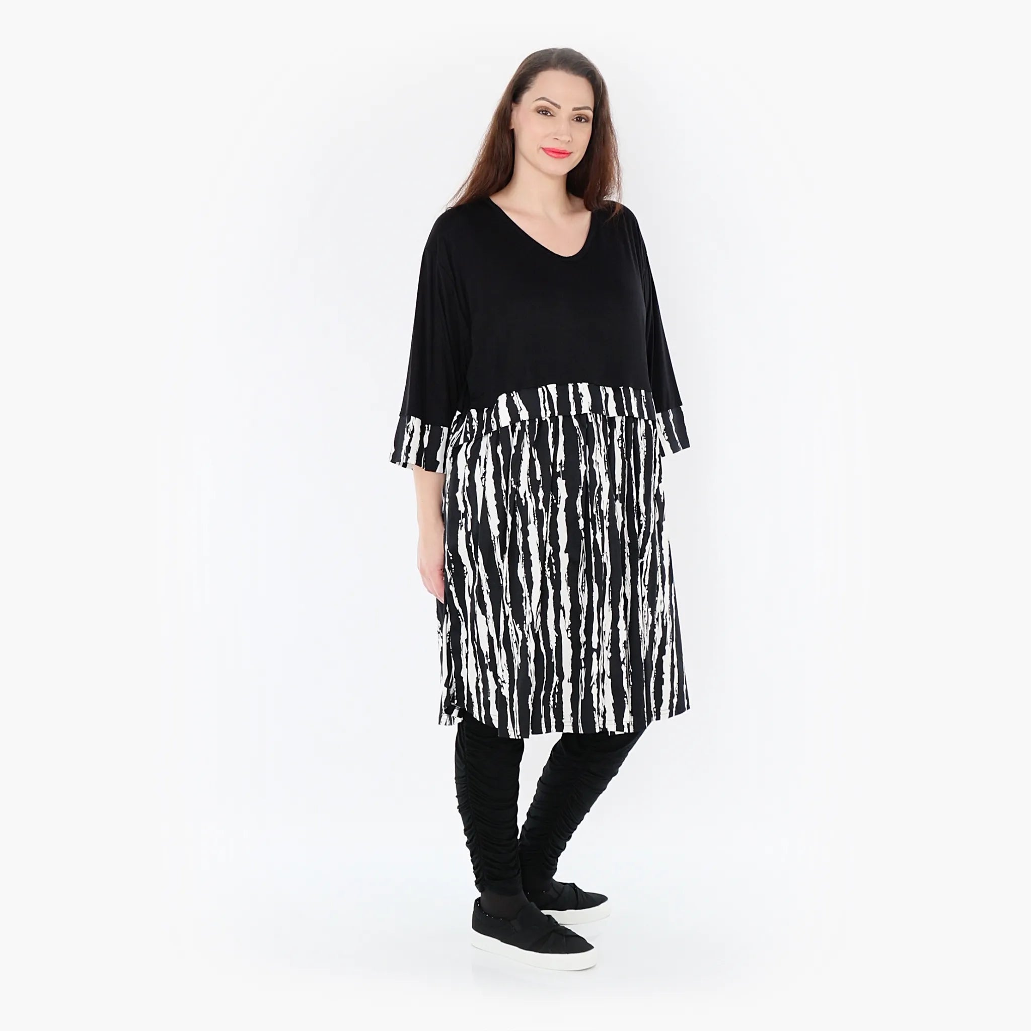  A-Form Shirt von AKH Fashion aus Viskose, 1418.06900, Schwarz/Weiß, Schick, Modern, Bequem