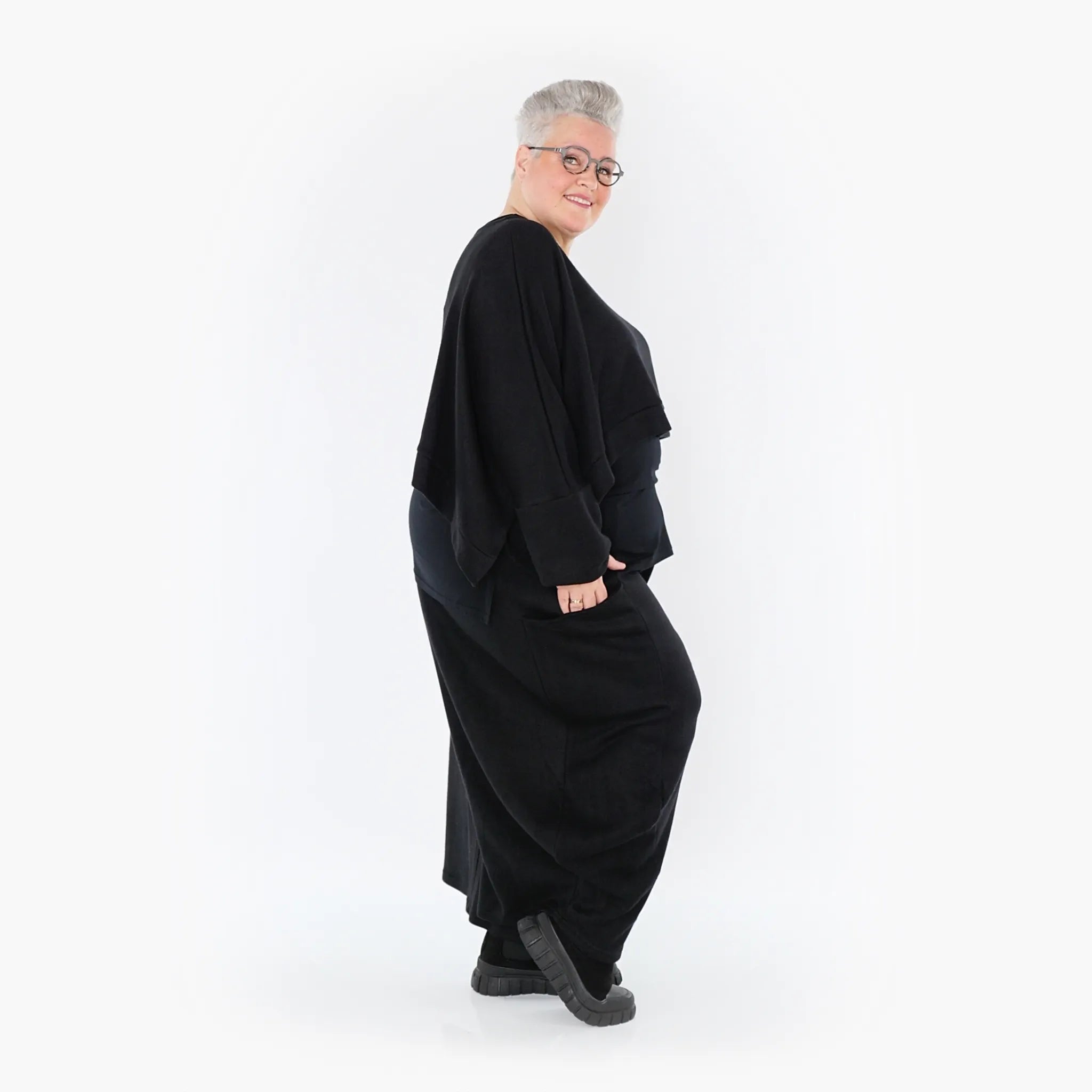  AKH Fashion Bigshirt in kastiger Form, aus Viskose, 1429.07011, Schwarz, Schick, Modern