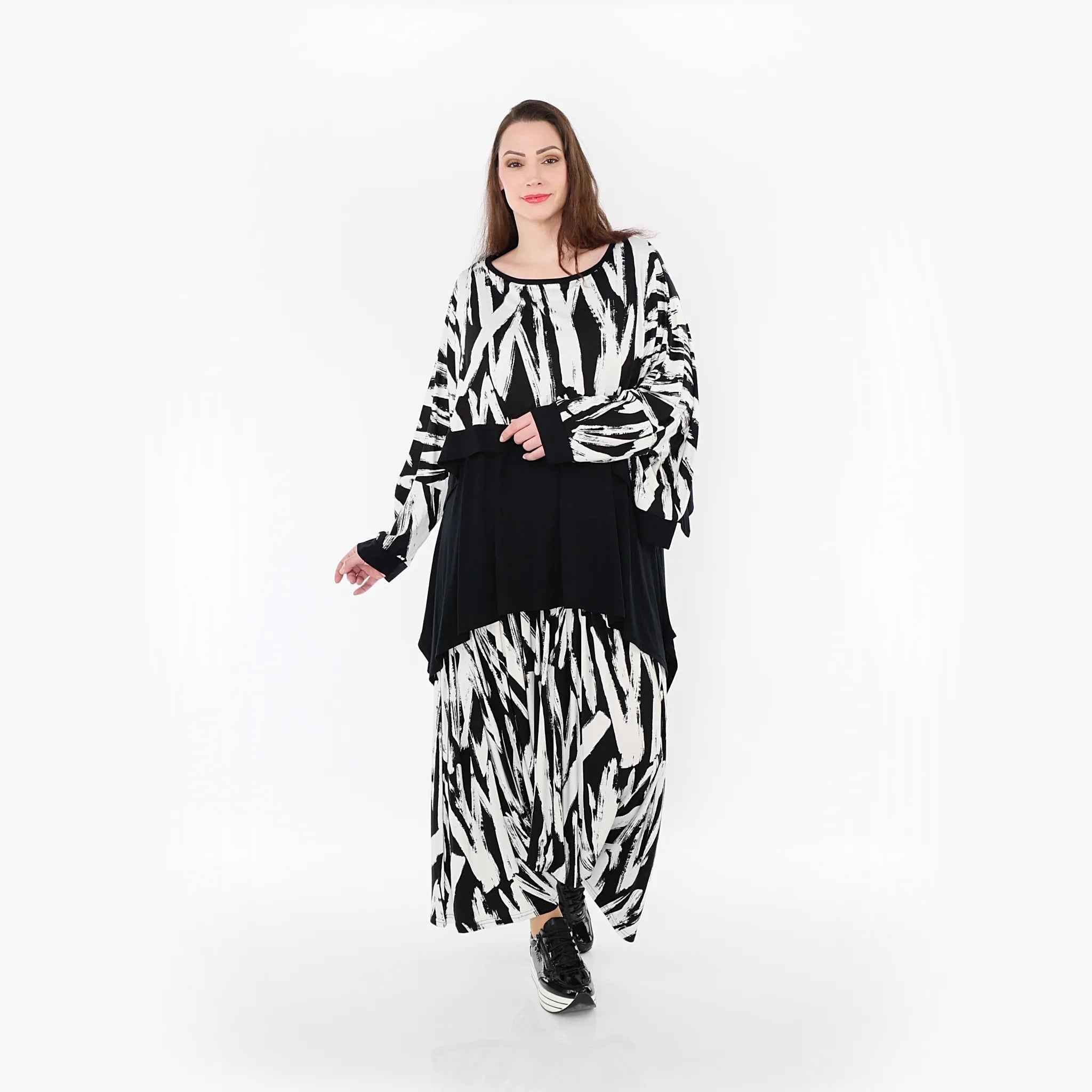  AKH Fashion Überwurf in kastiger Form, aus Viskose, 1439.07011, Weiß/Schwarz, Schick