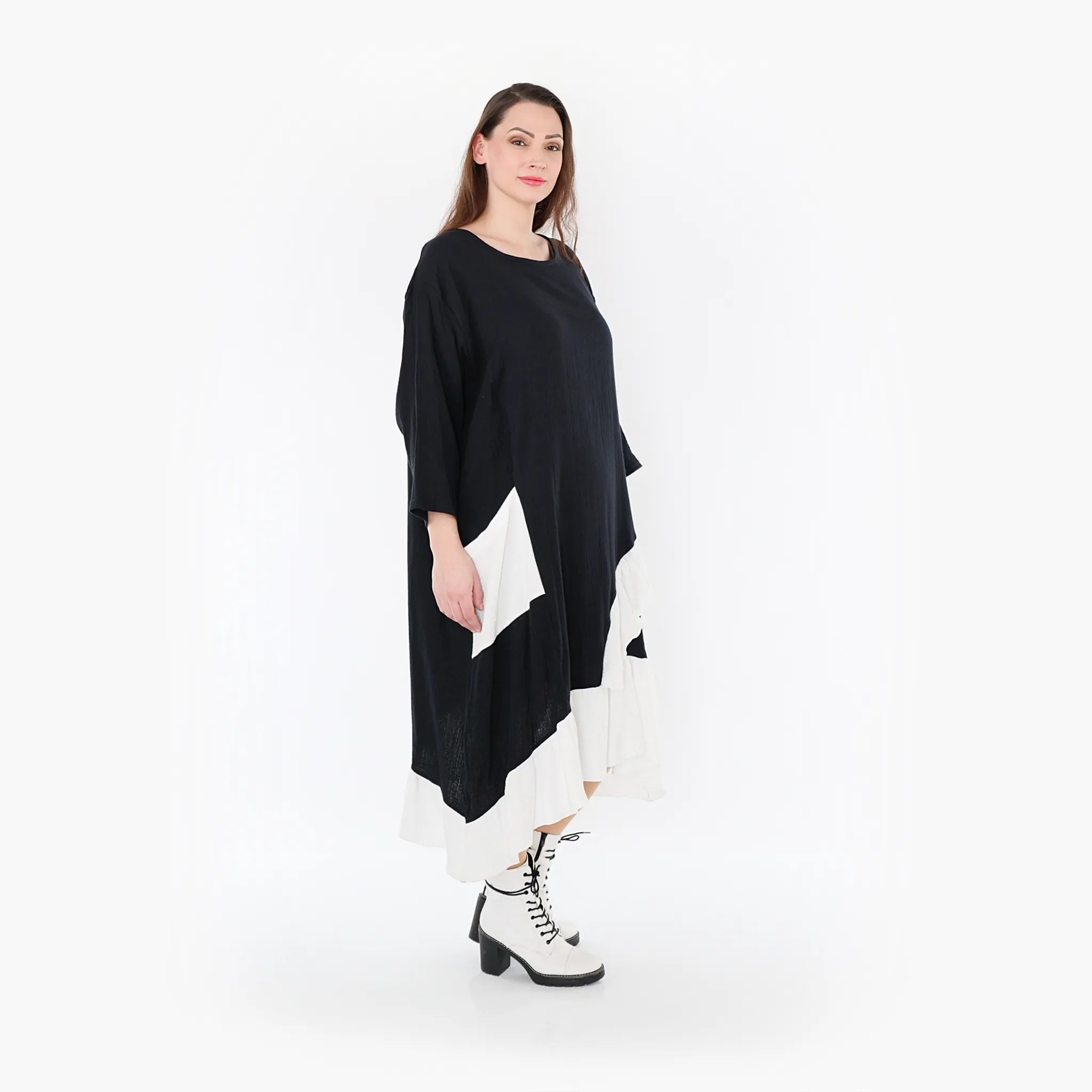  AKH Fashion Kleid in asymmetrischer Form, aus Baumwolle, 1440.07024, Schwarz/Weiß, Schick