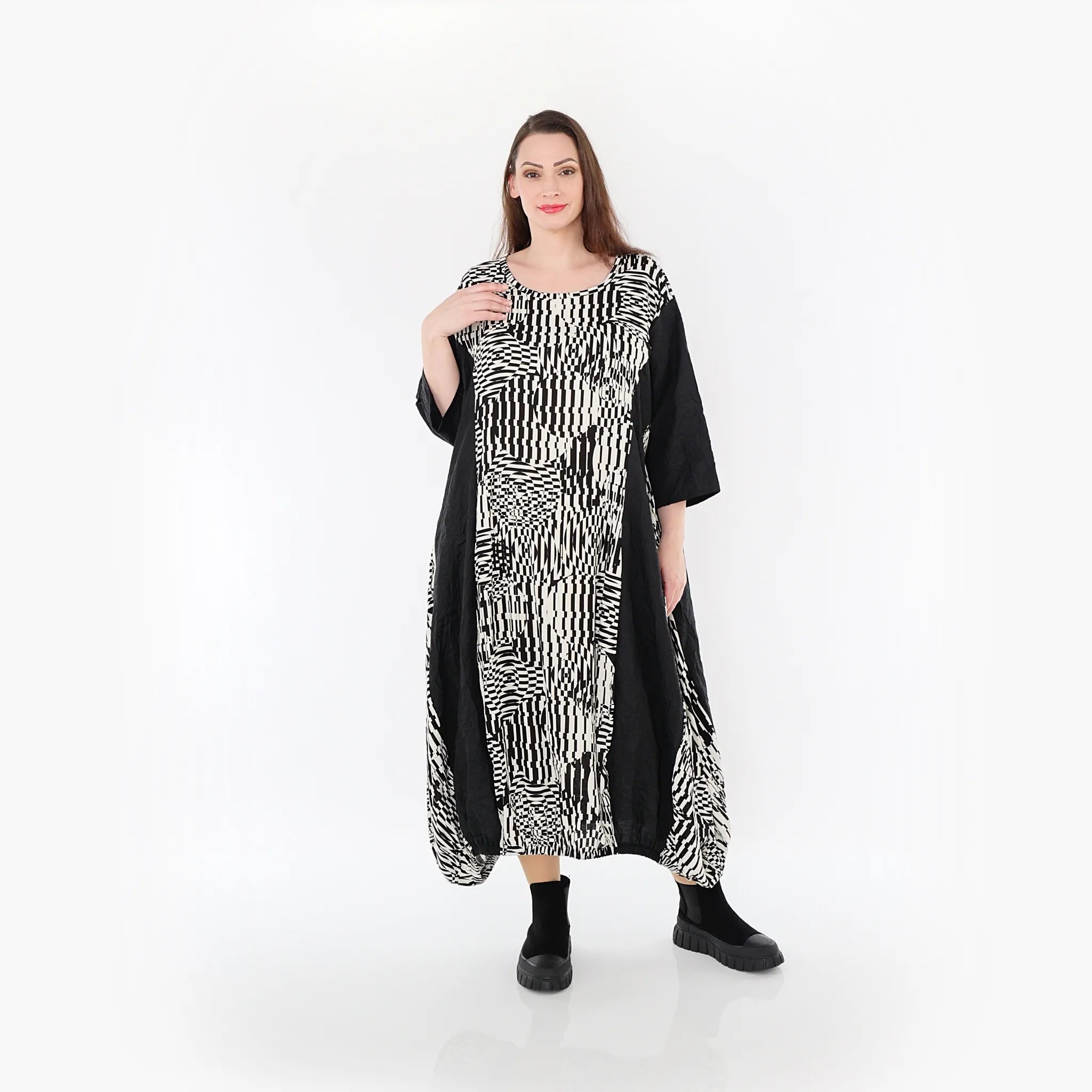  Ballonkleid von AKH Fashion aus Rayon, 1445.06736, Ecru/Schwarz, Grafik, Schick, Modern
