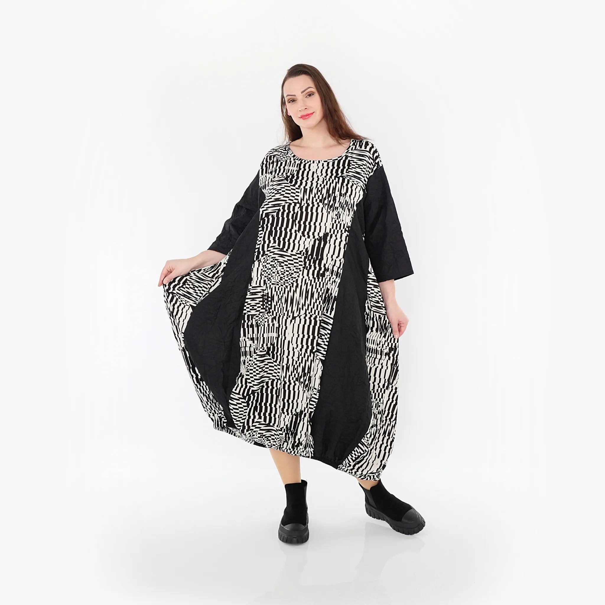  Ballonkleid von AKH Fashion aus Rayon, 1445.06736, Ecru/Schwarz, Grafik, Schick, Modern