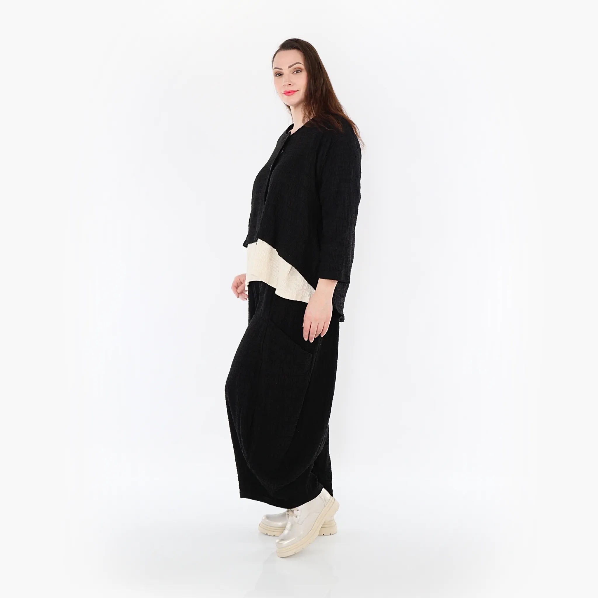  AKH Fashion Jacke in gerundeter Form, aus Baumwolle, 1447.00130, Schwarz, Streifen, Schick