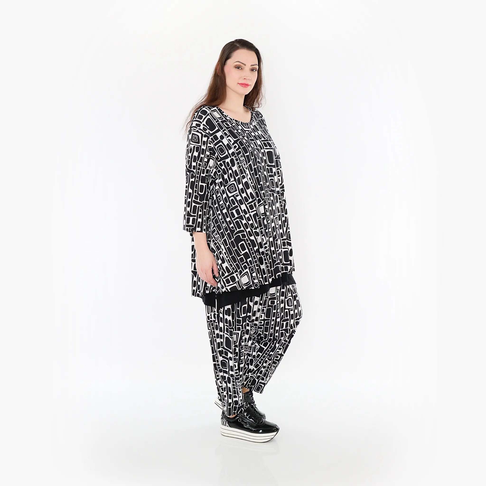  AKH Fashion Bigshirt in Glocken-Form, aus Materialmix, 1452.01892, Schwarz/Weiß, Abstrakt