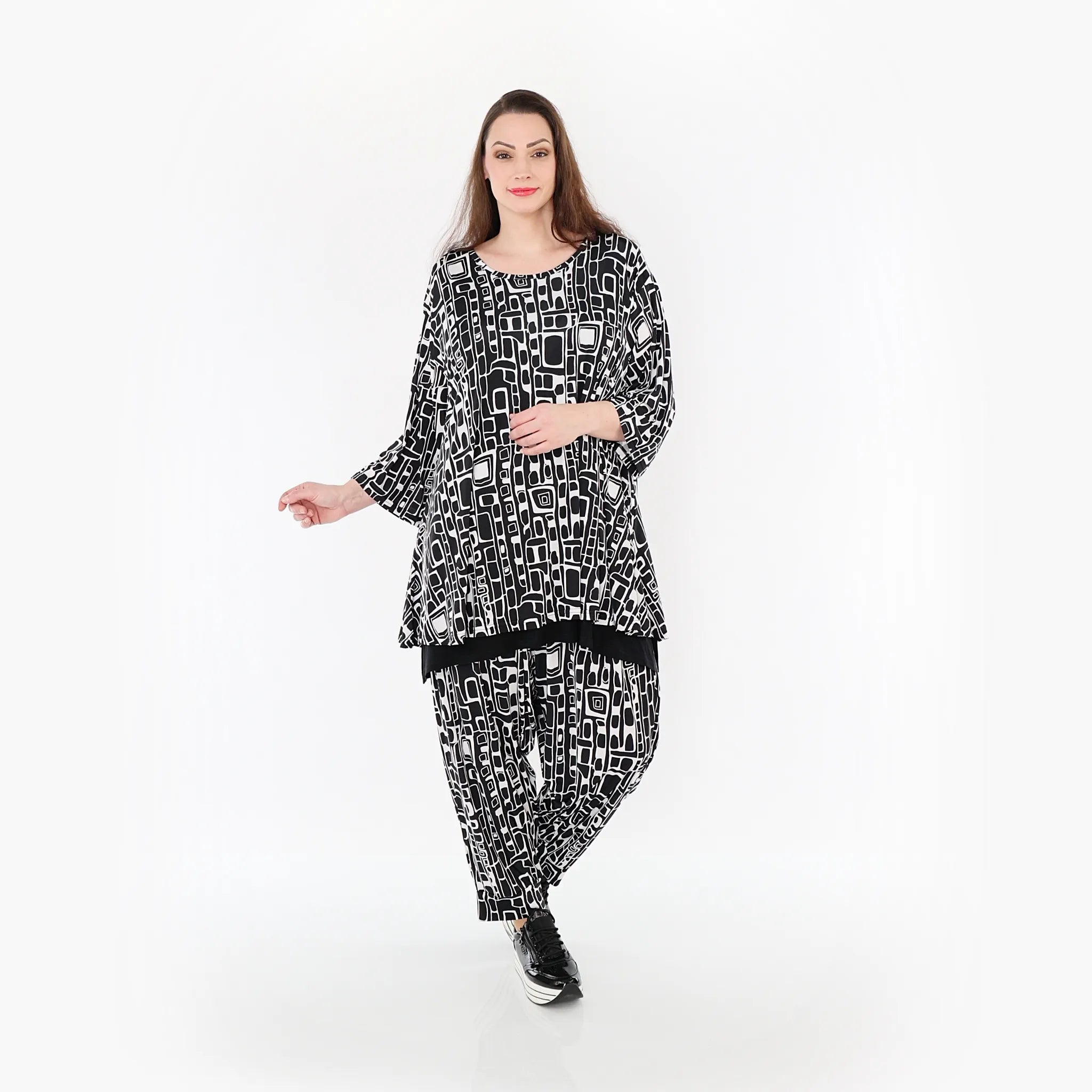  AKH Fashion Bigshirt in Glocken-Form, aus Materialmix, 1452.01892, Schwarz/Weiß, Abstrakt