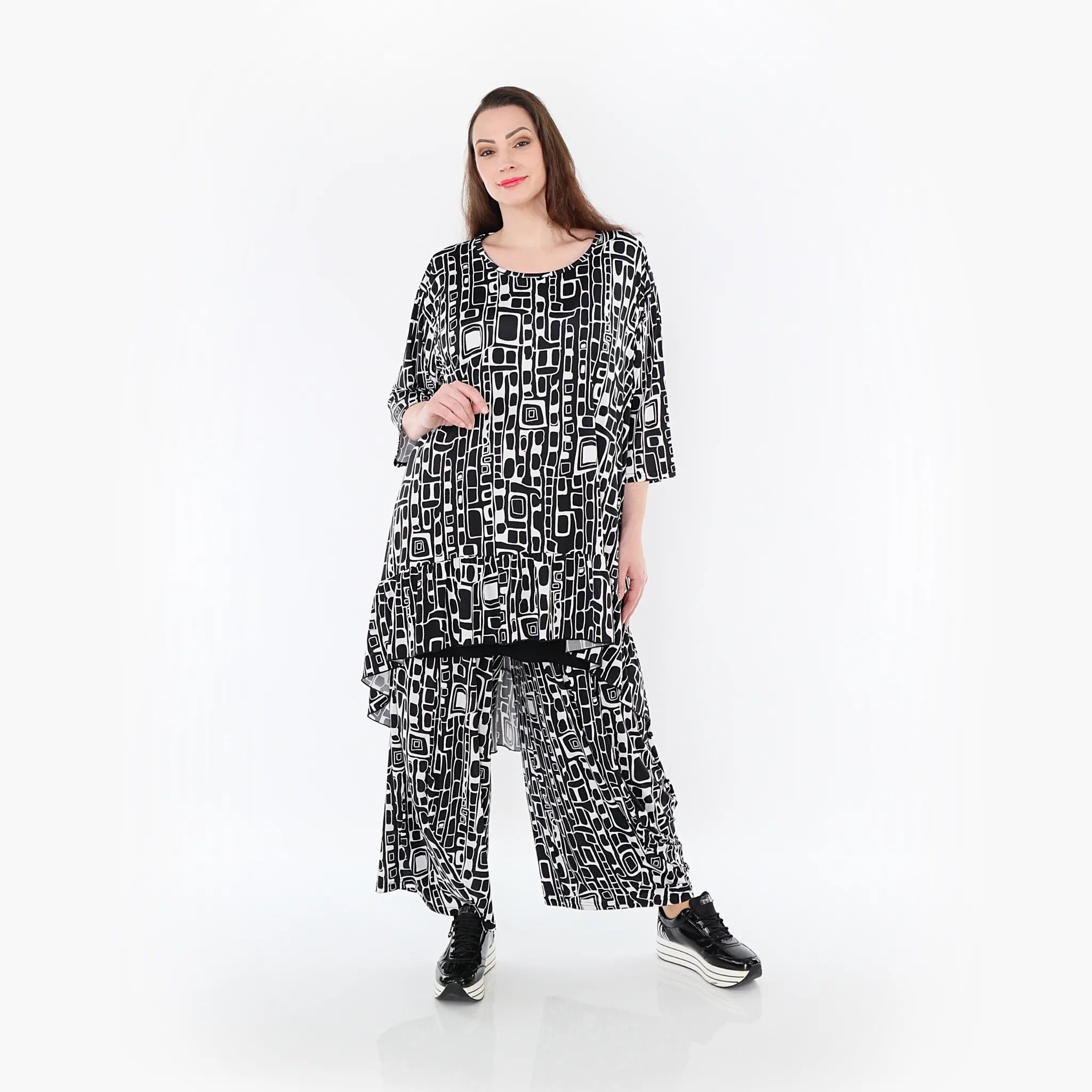  AKH Fashion Bigshirt in Vokuhila-Form, aus Materialmix, 1452.06837, Schwarz/Weiß, Abstrakt