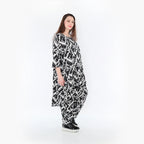  AKH Fashion Bigshirt in Vokuhila-Form, aus Materialmix, 1453.06837, Schwarz/Weiß, Abstrakt