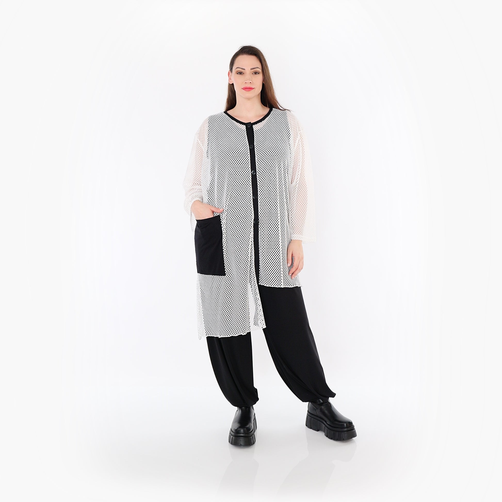  AKH Fashion Bluse in asymmetrischer Form, aus Baumwolle, 1500.07101, Weiß/Schwarz, Schick