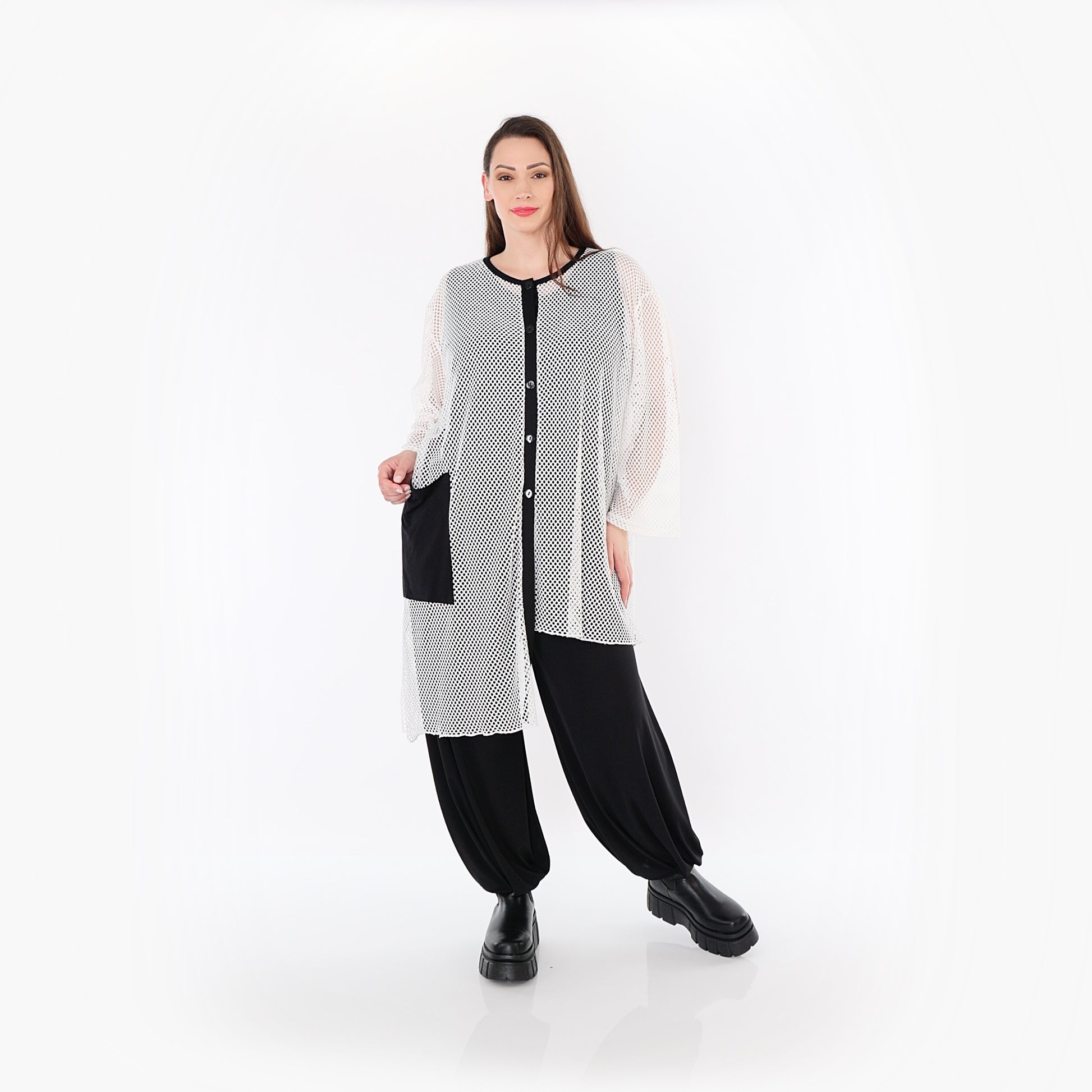  AKH Fashion Bluse in asymmetrischer Form, aus Baumwolle, 1500.07101, Weiß/Schwarz, Schick