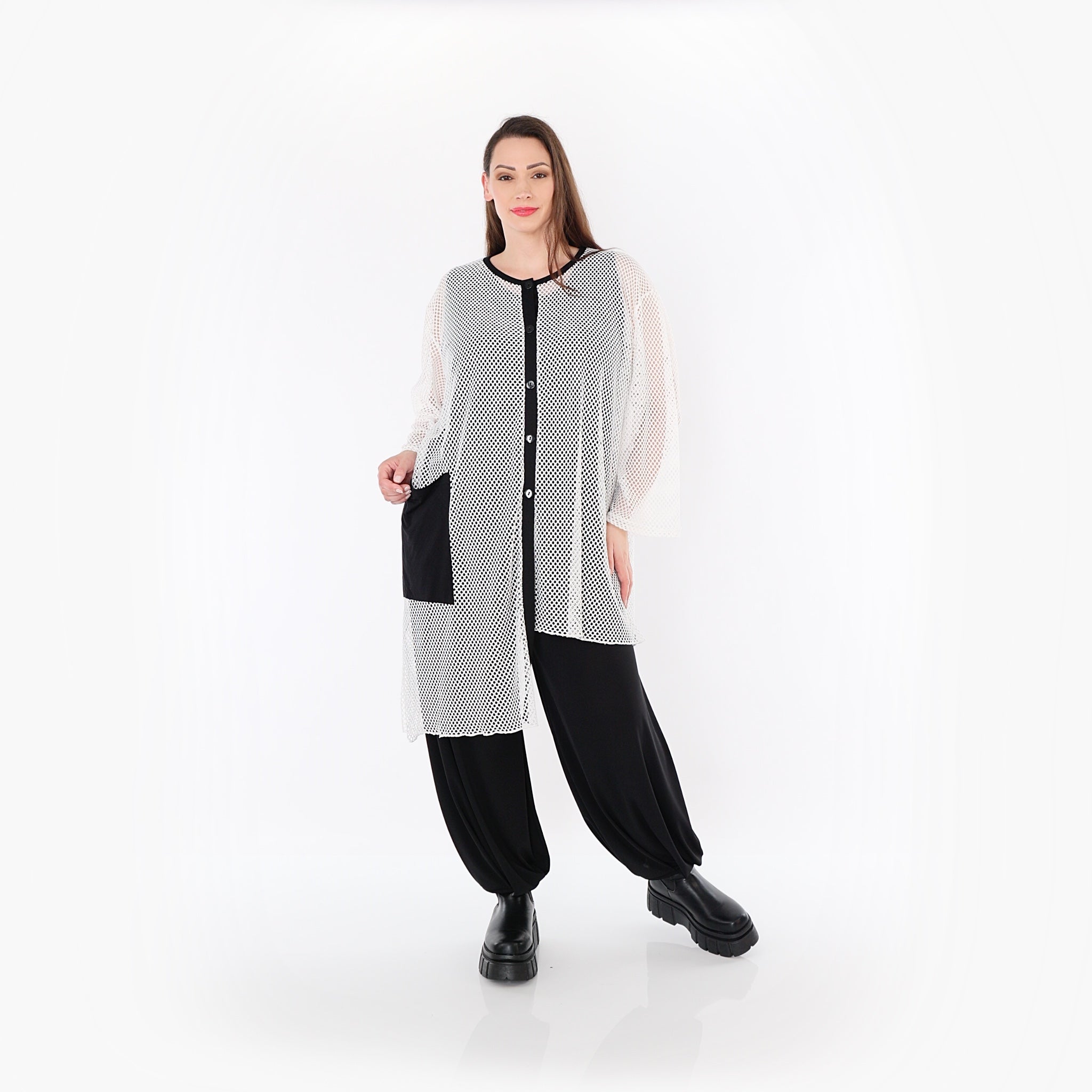  AKH Fashion Bluse in asymmetrischer Form, aus Baumwolle, 1500.07101, Weiß/Schwarz, Schick