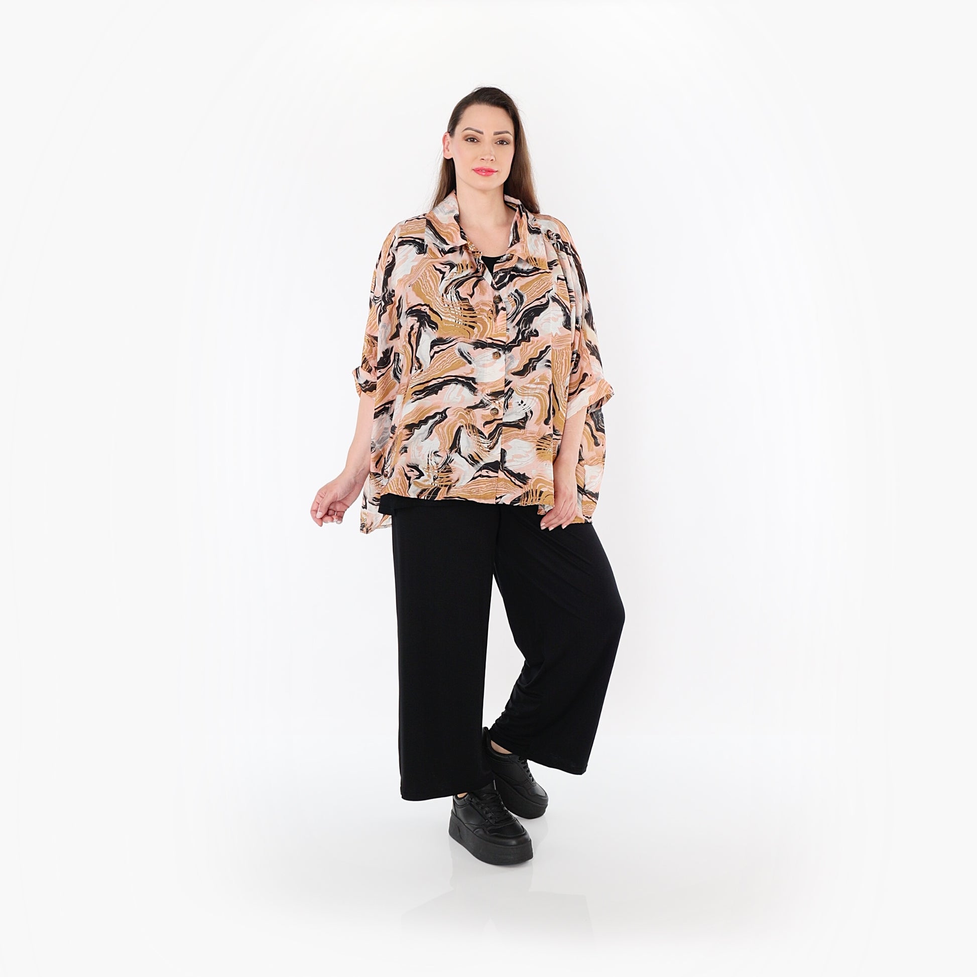  AKH Fashion Bluse in gerundeter Form, aus Rayon, 1510.07092, Cognac/Rosa/Schwarz, Wellen