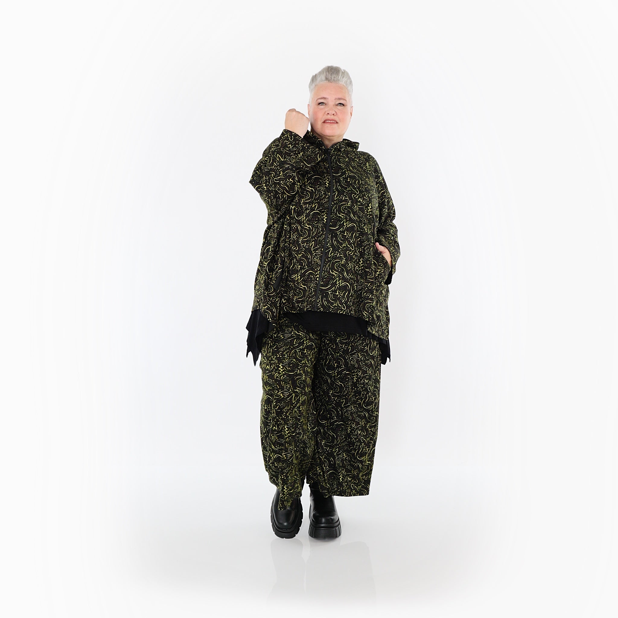  AKH Fashion Jacke in kastiger Form, aus Materialmix, 1516.07076, Neongrün