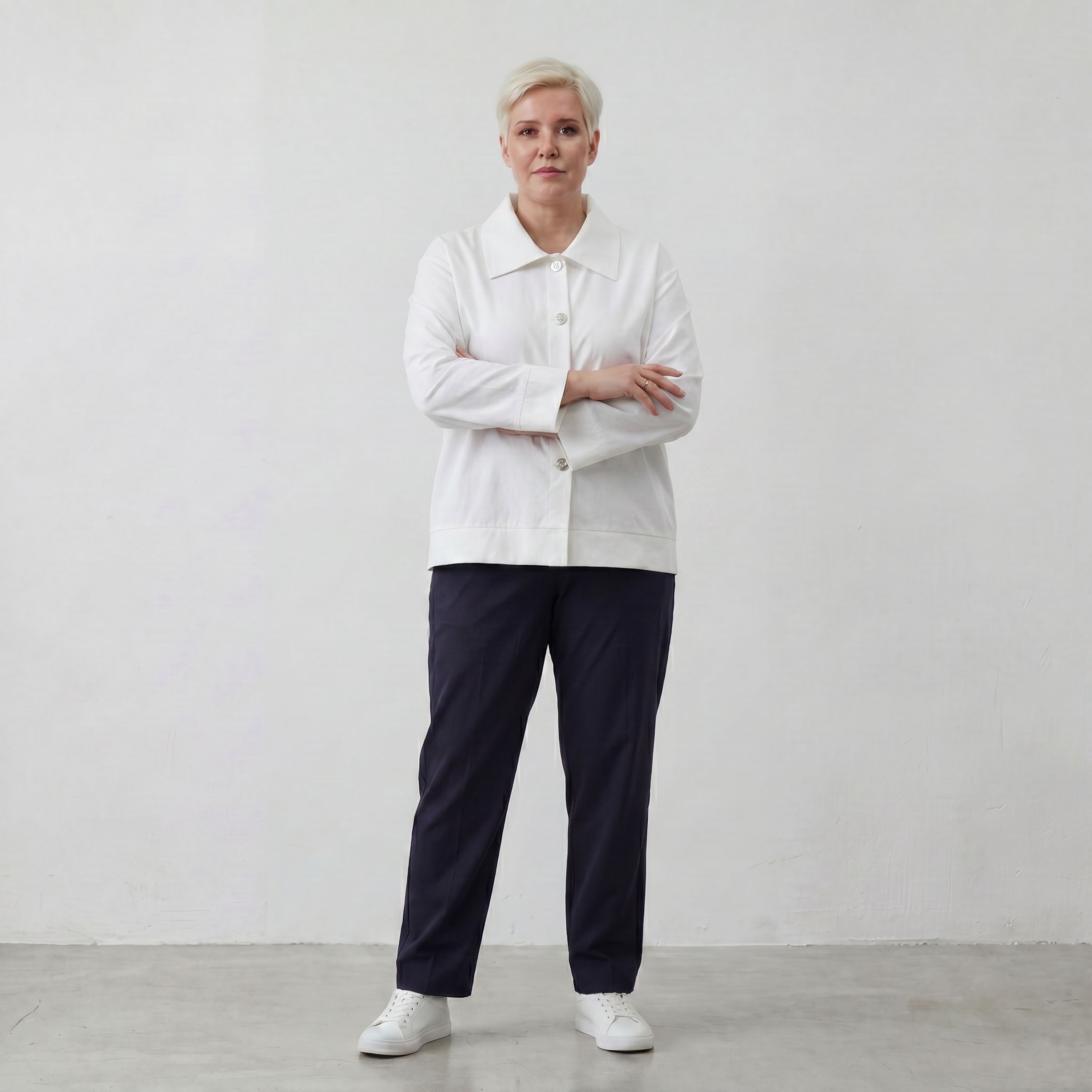 Zeitloser Weißer Blazer im Oversize Lagenlook mit Hemdkragen leger elegant und ausgefallen