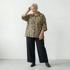 Stilvoll ausgefallene Oversize Jacke im legeren Lagenlook aus feiner Popeline, Beige/Schwarz/Fuchsia