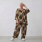 Popelineshirt in schwarzbeigem Batiklook A-Form mit Rundhals und Dreiviertelarm luftig