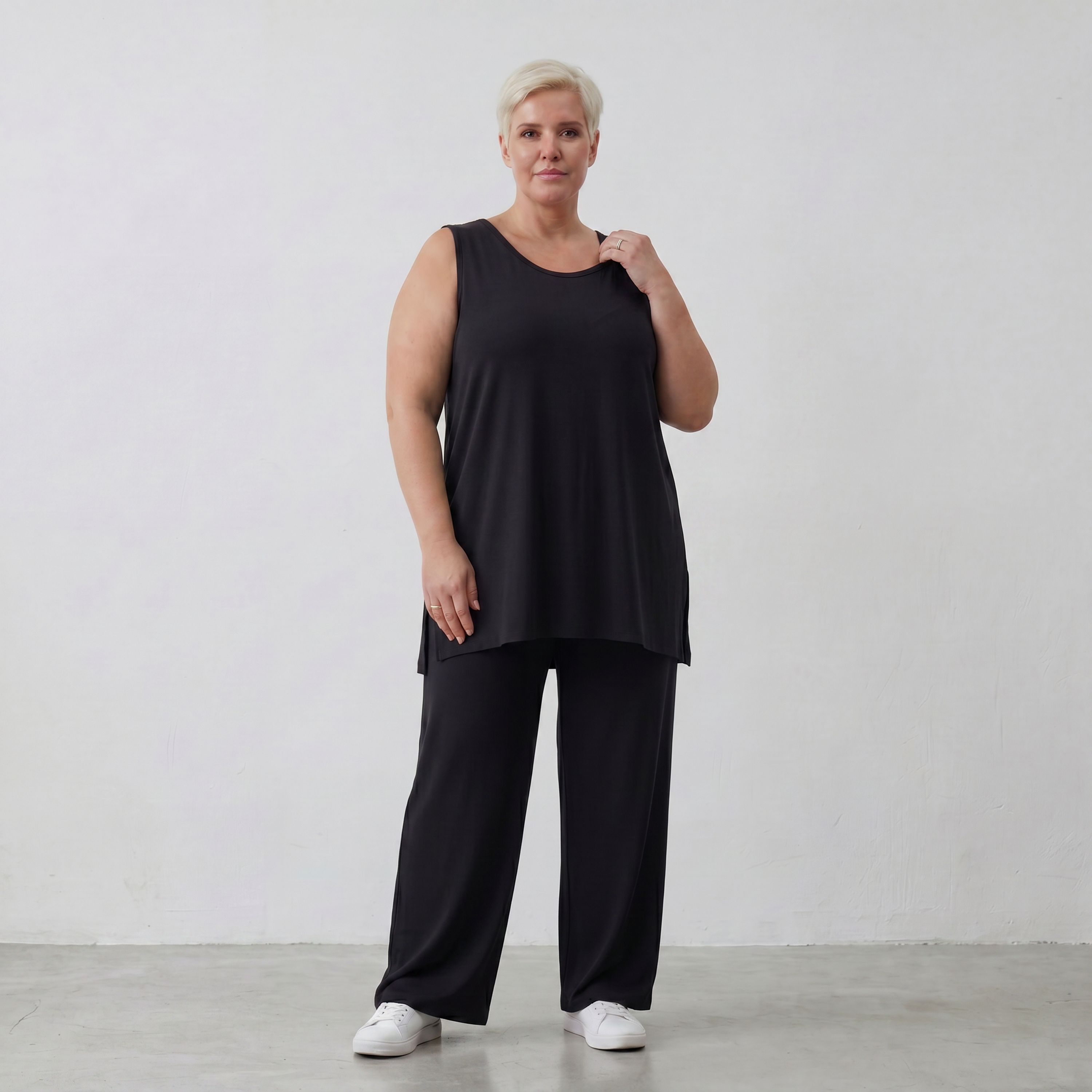 Weiche Jerseyhose in zeitlosem Schwarz aus fließendem Viskose Stretch mit elastischem Bund