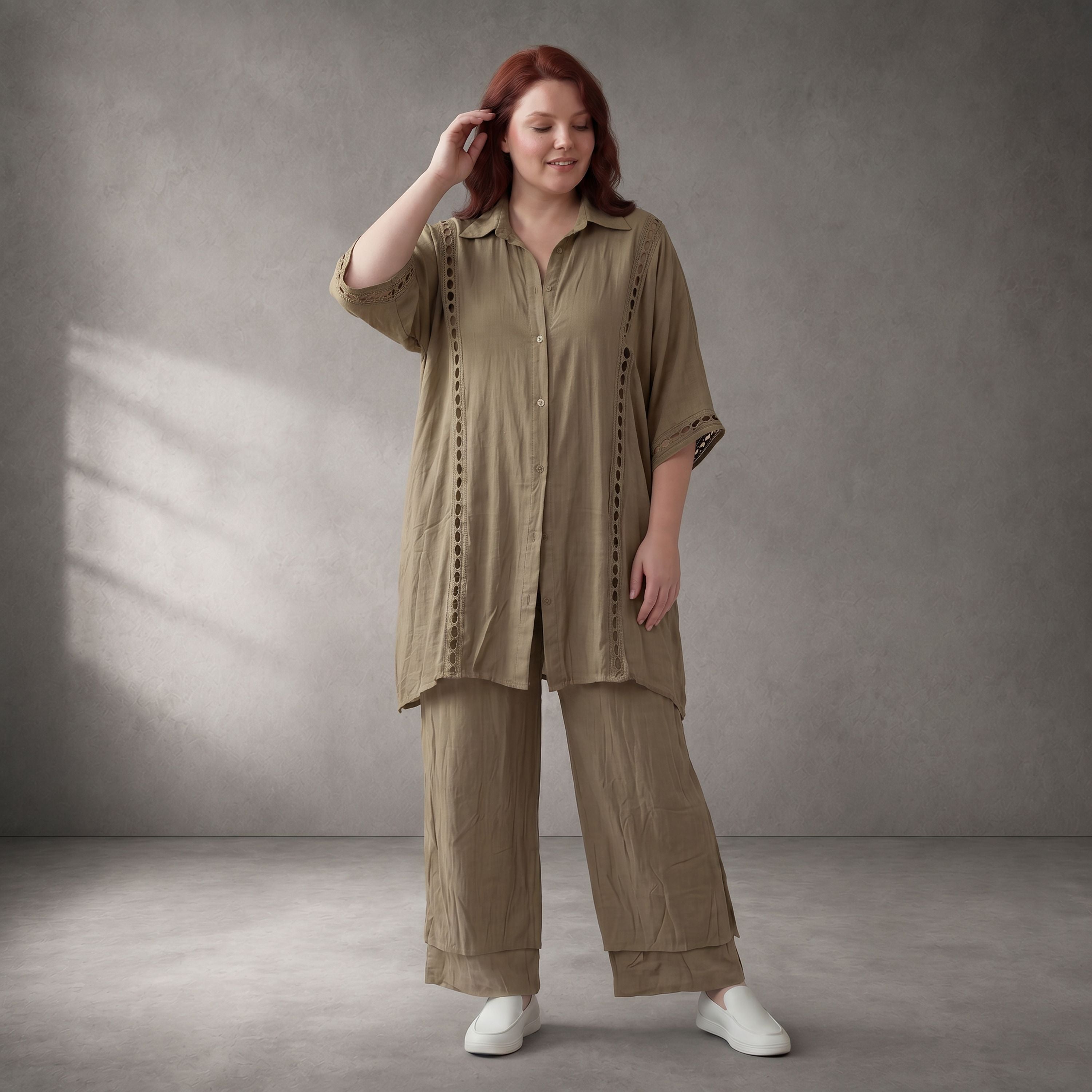 Zeitlose Beige Oversize Bluse in Leinenoptik mit Lochmuster leger Lagenlook und zeitlos