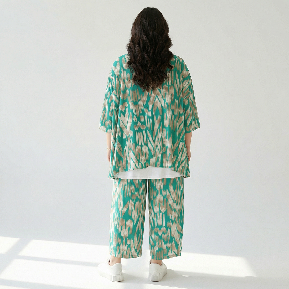  A-Form Bigshirt von AKH Fashion aus Viskose, 1296.00593, Mint-Beige, Grafik, Schick, Modern