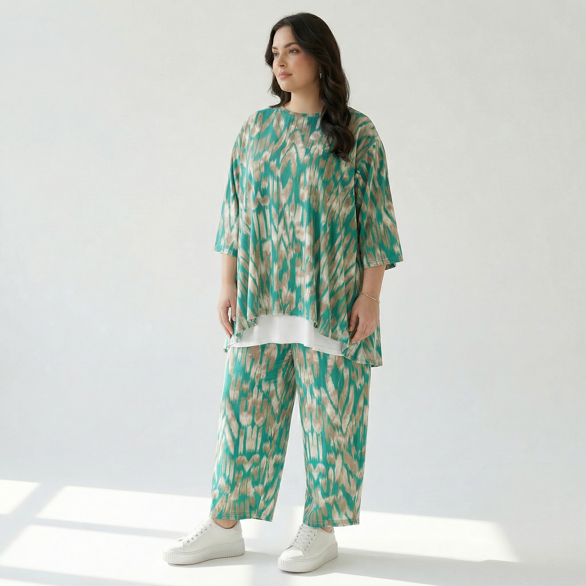  A-Form Bigshirt von AKH Fashion aus Viskose, 1296.00593, Mint-Beige, Grafik, Schick, Modern