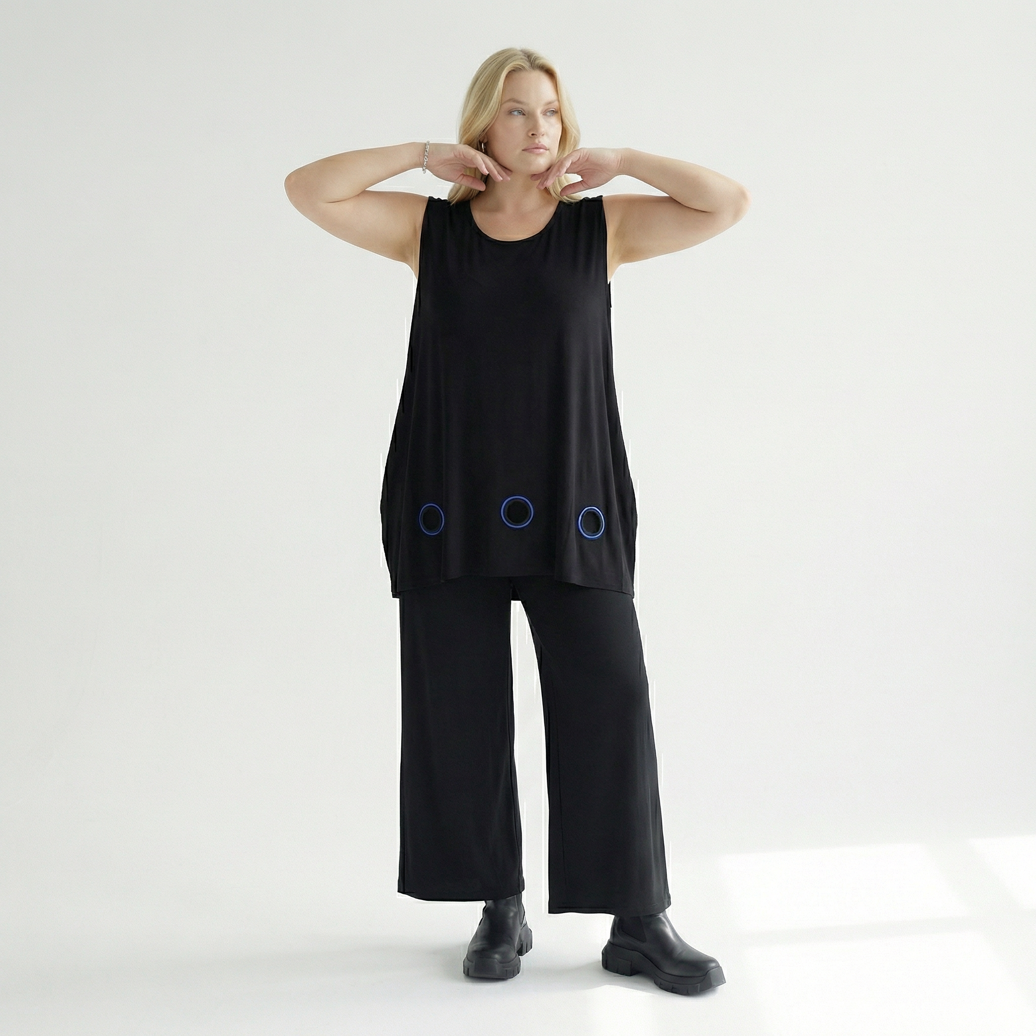  AKH Fashion Top in gerader Form, aus Viskose, 1416.06675, Schwarz/Blau, Schick, Modern