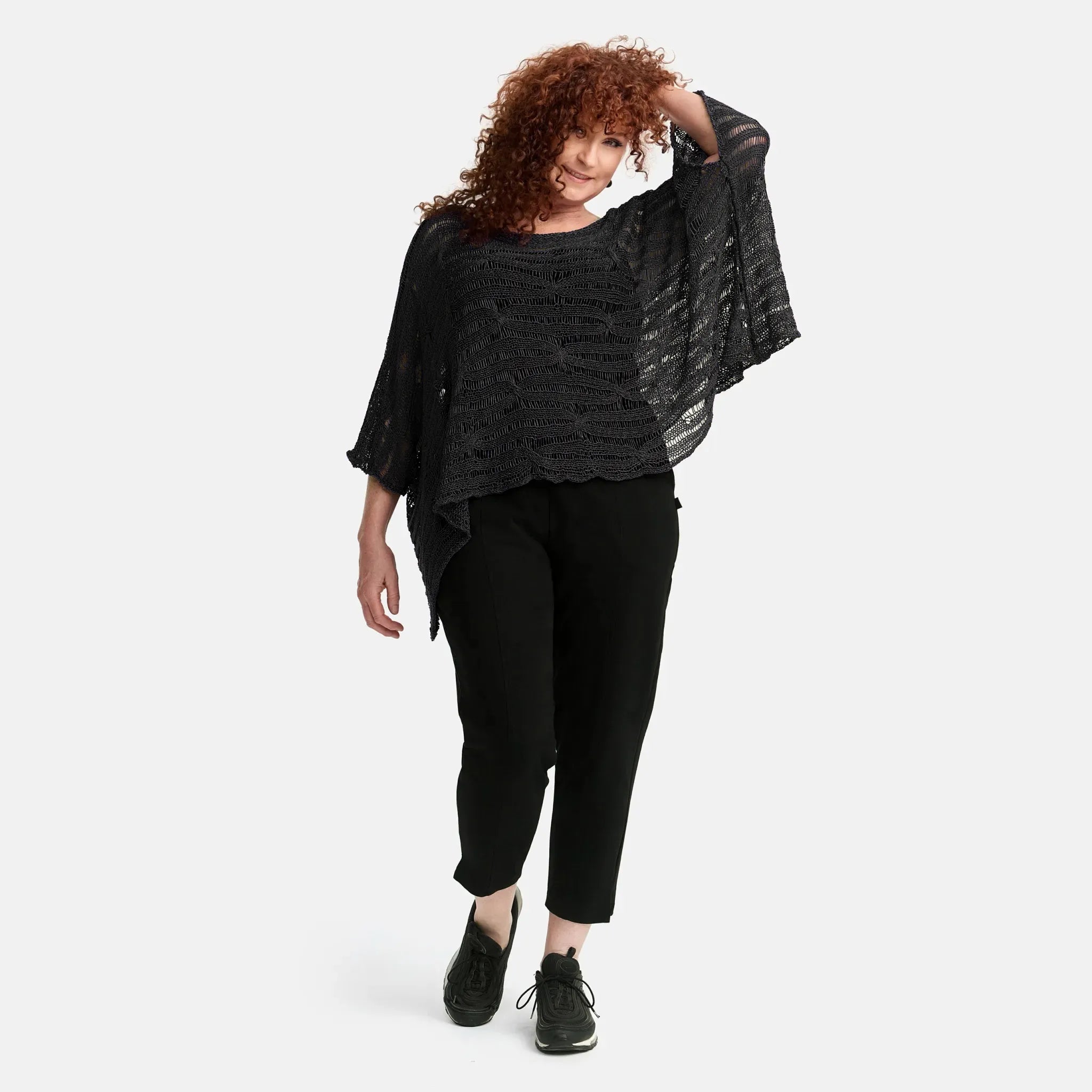  Amandine Pullover in kastiger Form, aus Baumwolle, A2805, Schwarz, Schick, Modern, Bequem