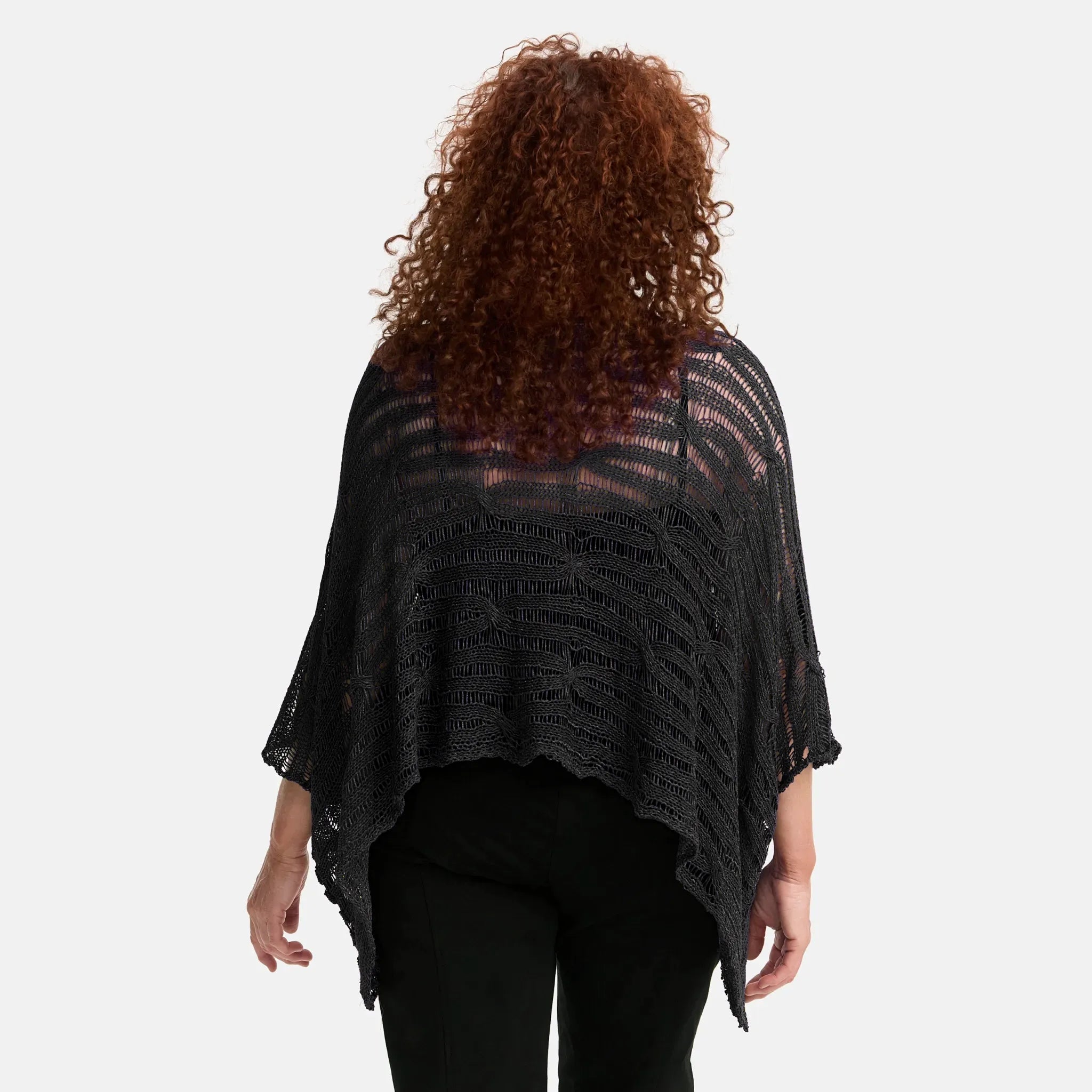  Amandine Pullover in kastiger Form, aus Baumwolle, A2805, Schwarz, Schick, Modern, Bequem