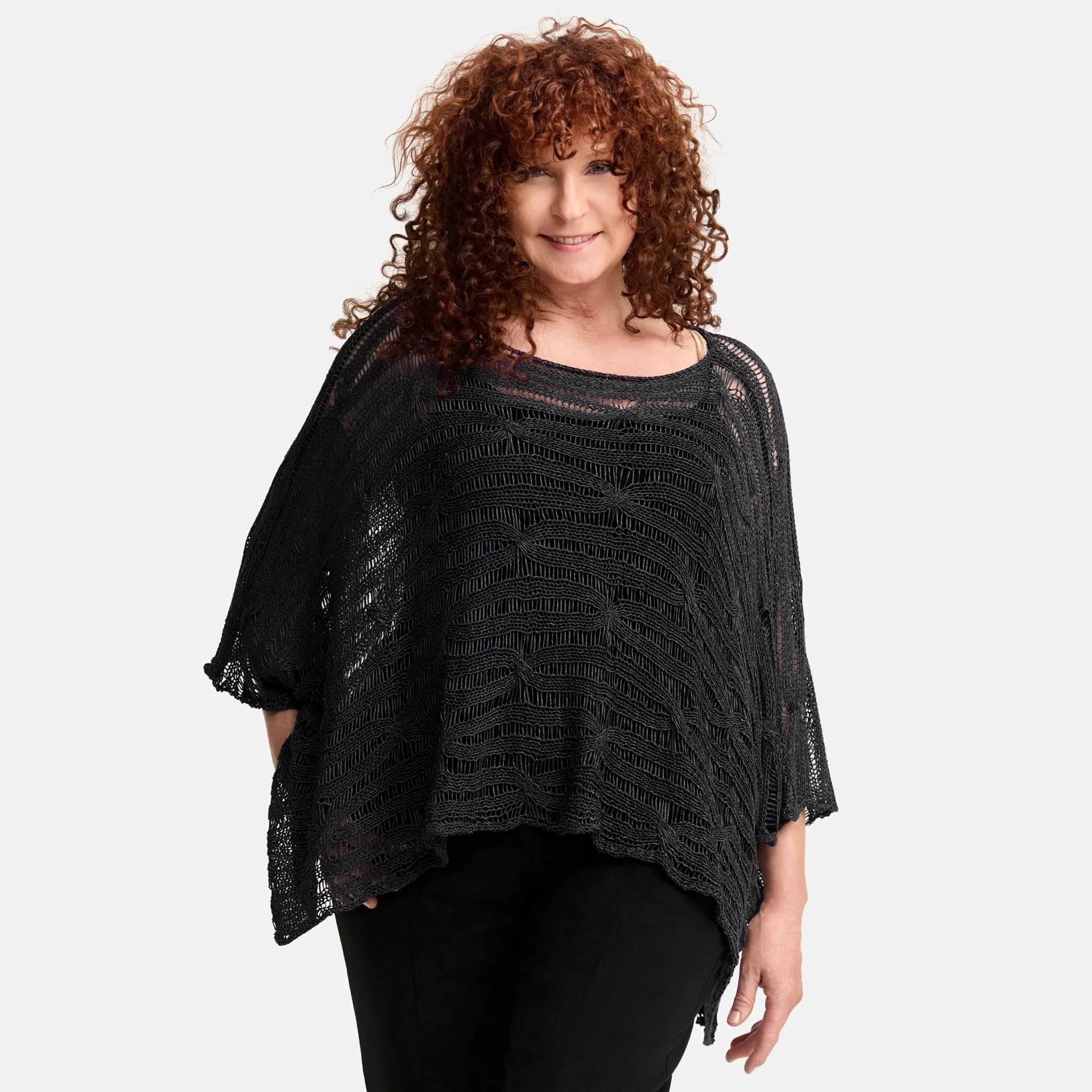  Amandine Pullover in kastiger Form, aus Baumwolle, A2805, Schwarz, Schick, Modern, Bequem