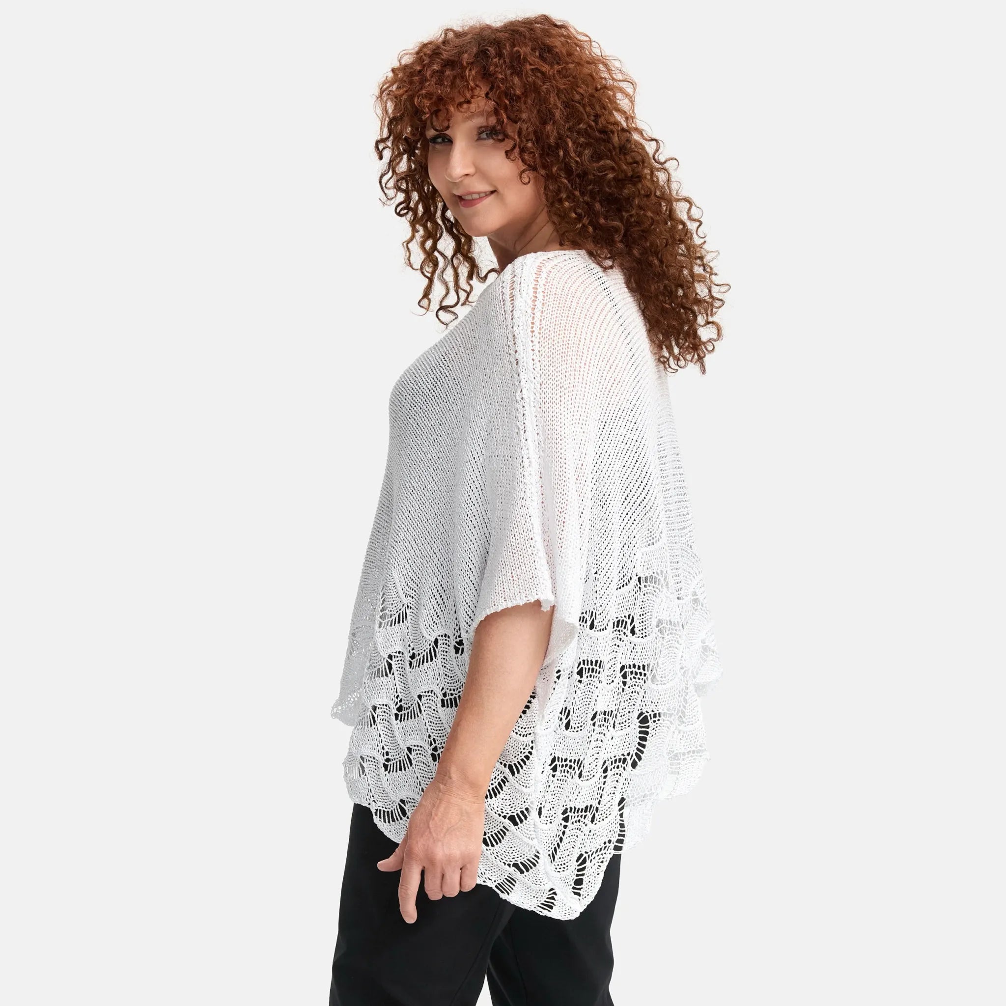  Amandine Pullover in kastiger Form, aus Baumwolle, A2806, Weiß, Schick, Modern, Bequem