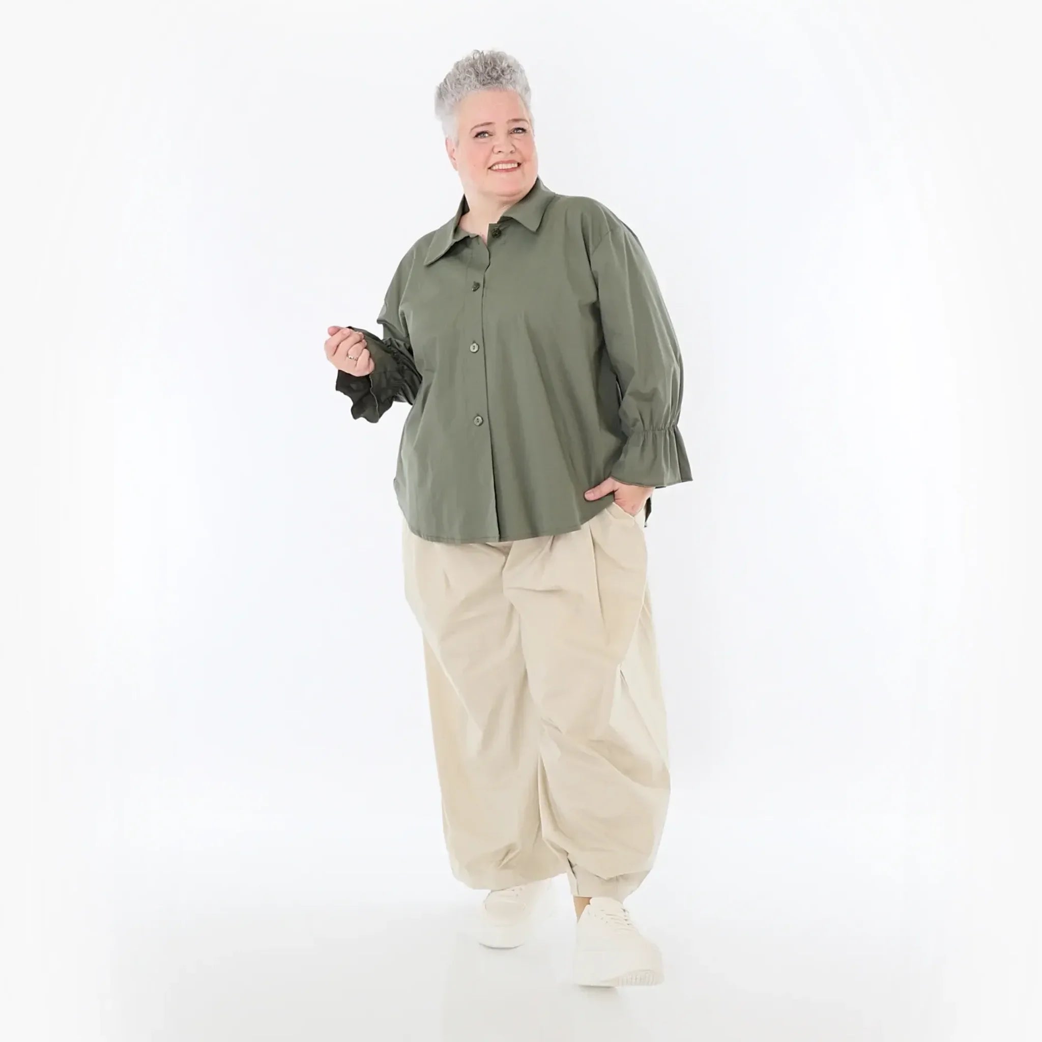 AKH Fashion Bluse in gerundeter Form, aus Baumwolle, 1482.07062, Khaki, Ausgefallen