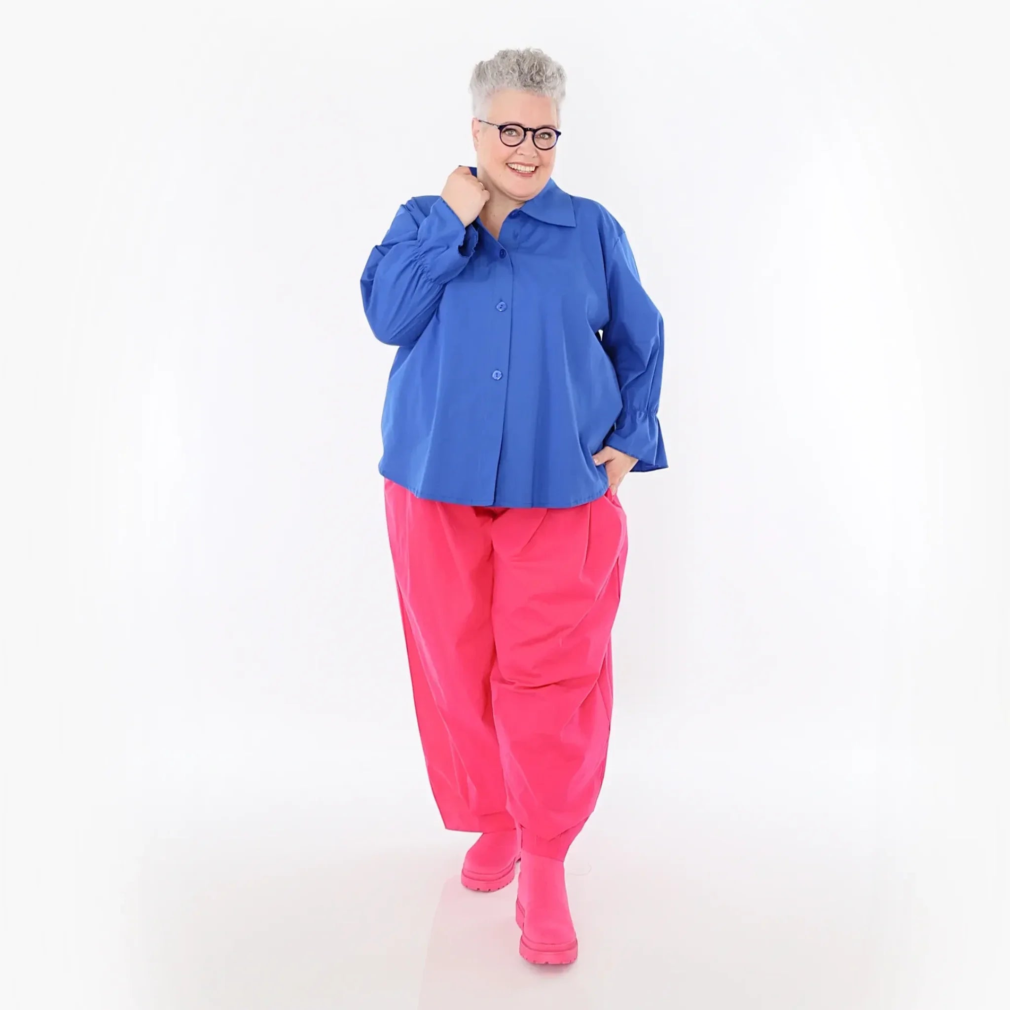  AKH Fashion Bluse in gerundeter Form, aus Baumwolle, 1482.07062, Royalblau, Ausgefallen