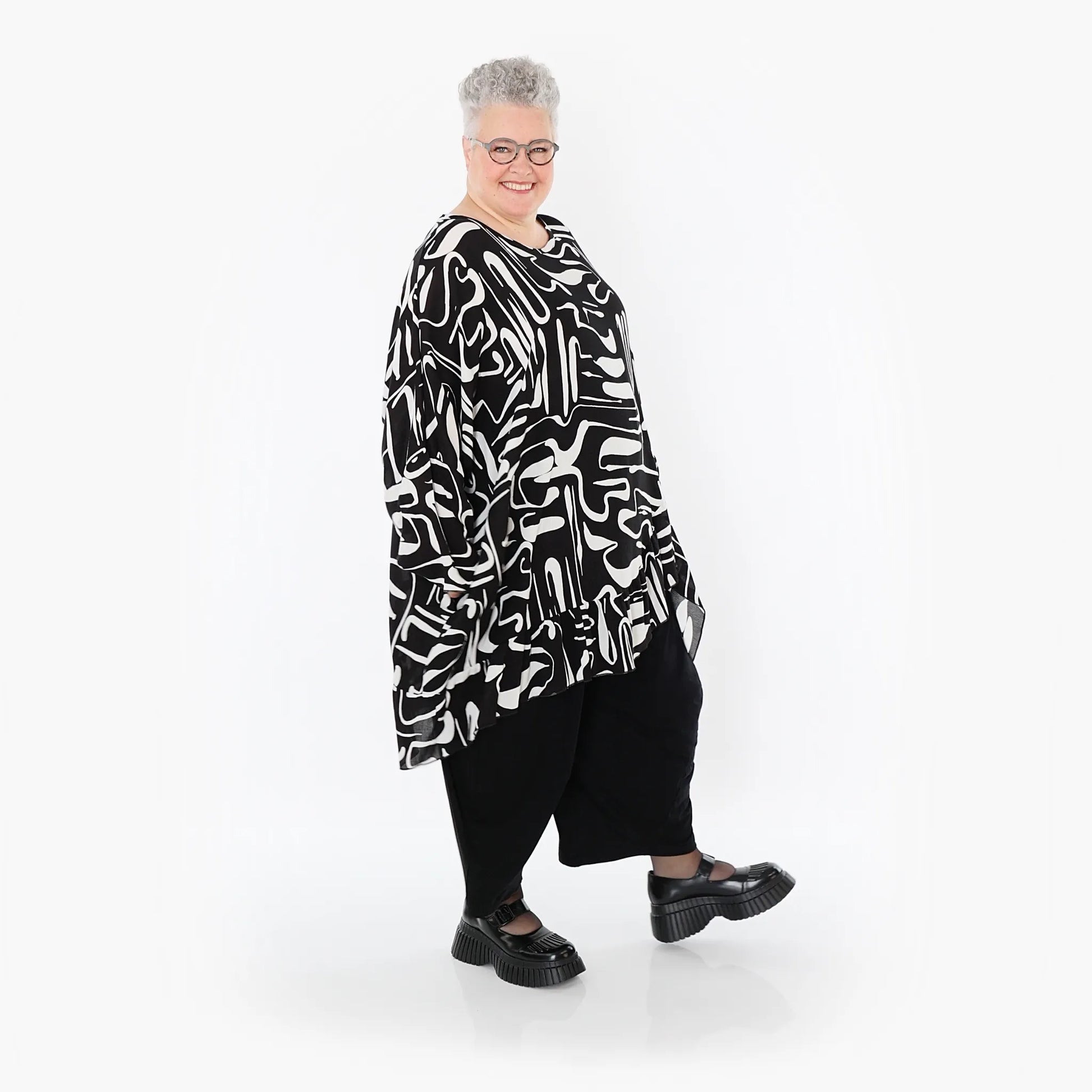  A-Form Bigshirt von AKH Fashion aus Viskose, 1487.06911, Schwarz/Weiß, Pinselstrich, Schick