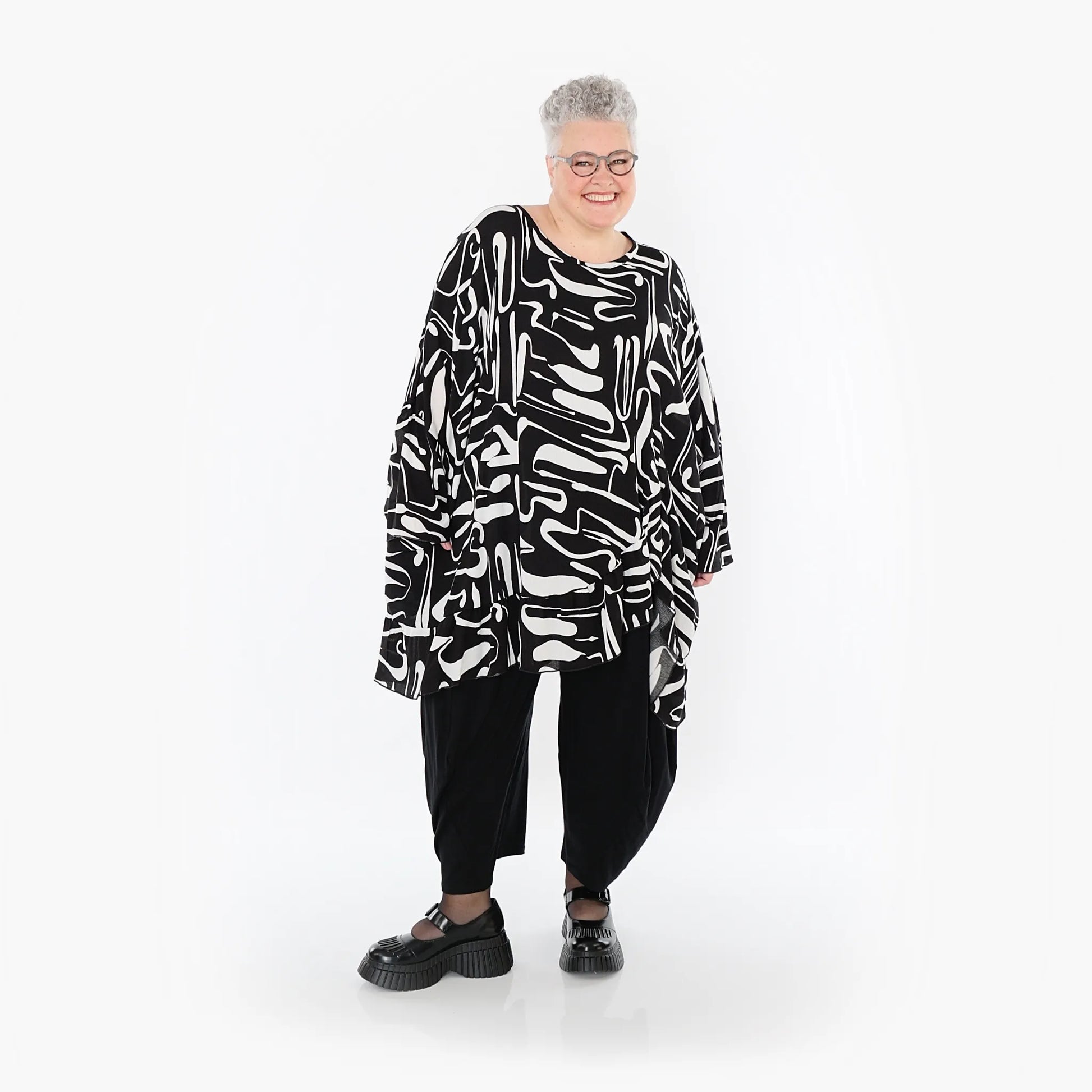  A-Form Bigshirt von AKH Fashion aus Viskose, 1487.06911, Schwarz/Weiß, Pinselstrich, Schick
