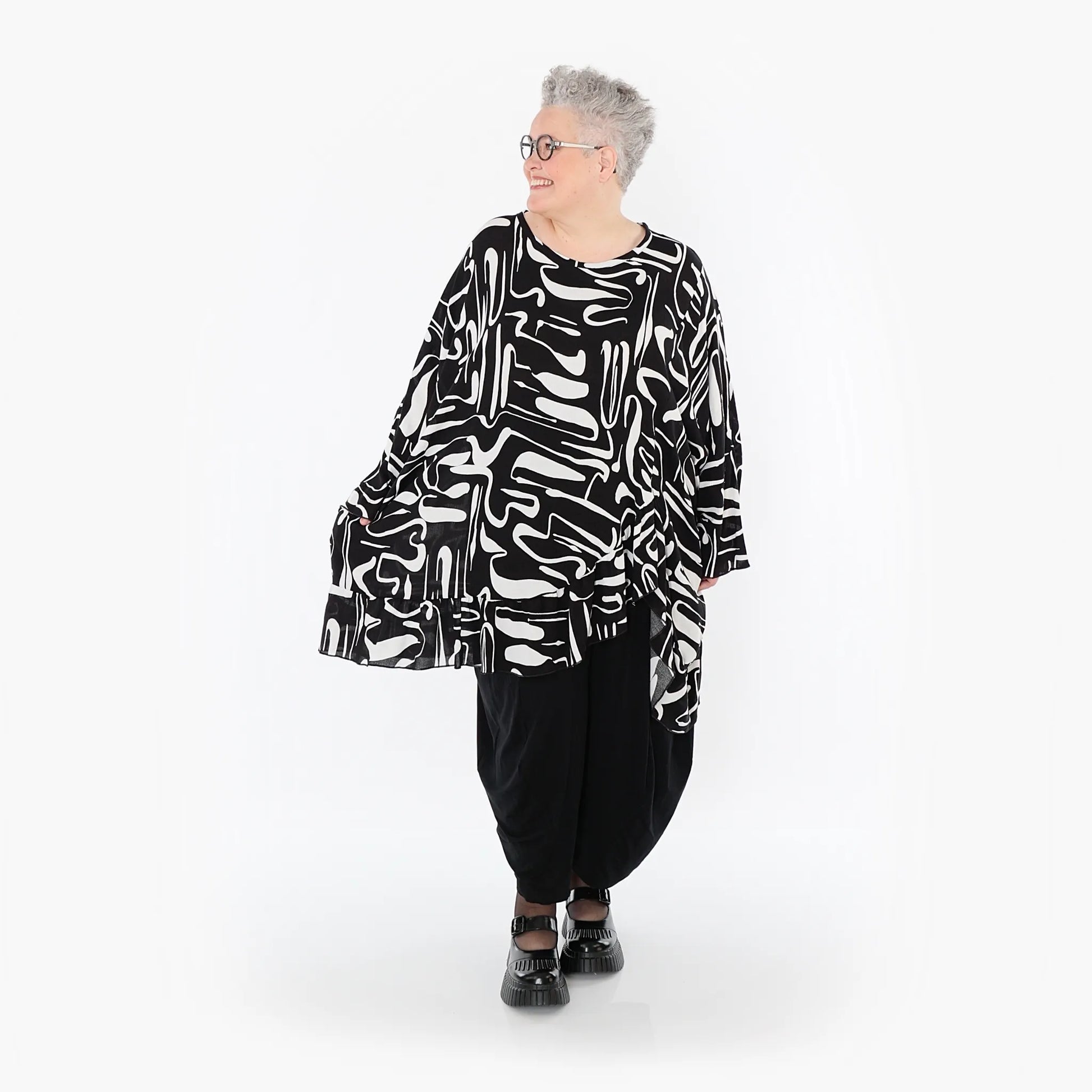  A-Form Bigshirt von AKH Fashion aus Viskose, 1487.06911, Schwarz/Weiß, Pinselstrich, Schick