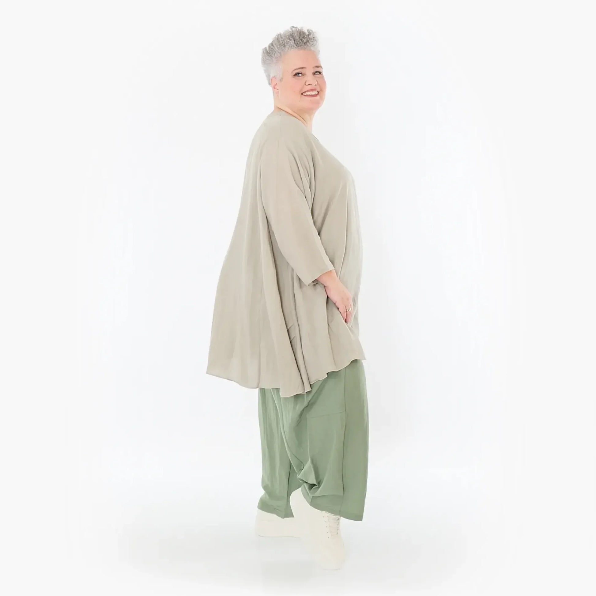  A-Form Bigshirt von AKH Fashion aus Viskose, 1490.07069, Beige, Ausgefallen, Zeitlos, Schick