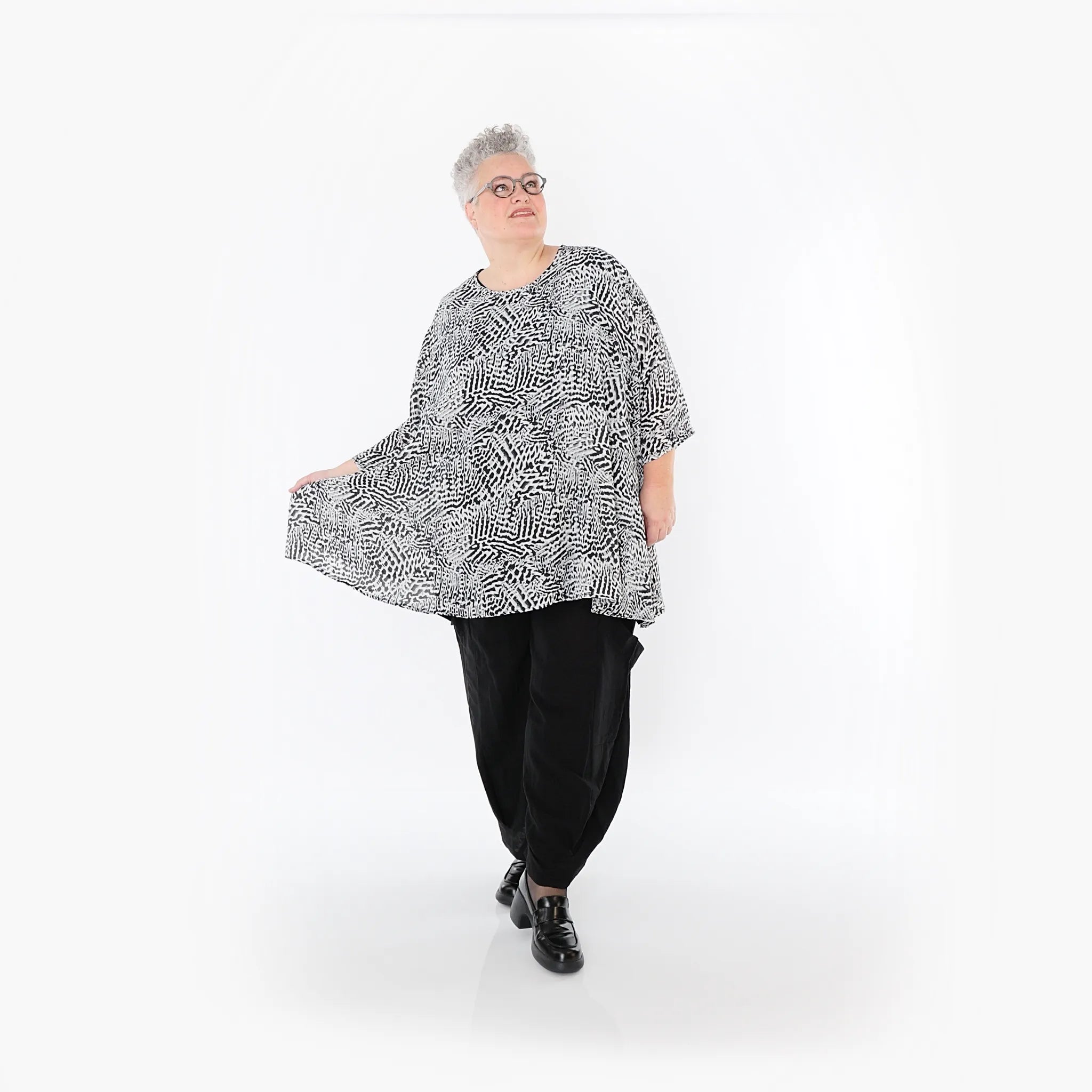  A-Form Bigshirt von AKH Fashion aus Viskose, 1495.00593, Schwarz/Weiß, Animal, Ausgefallen