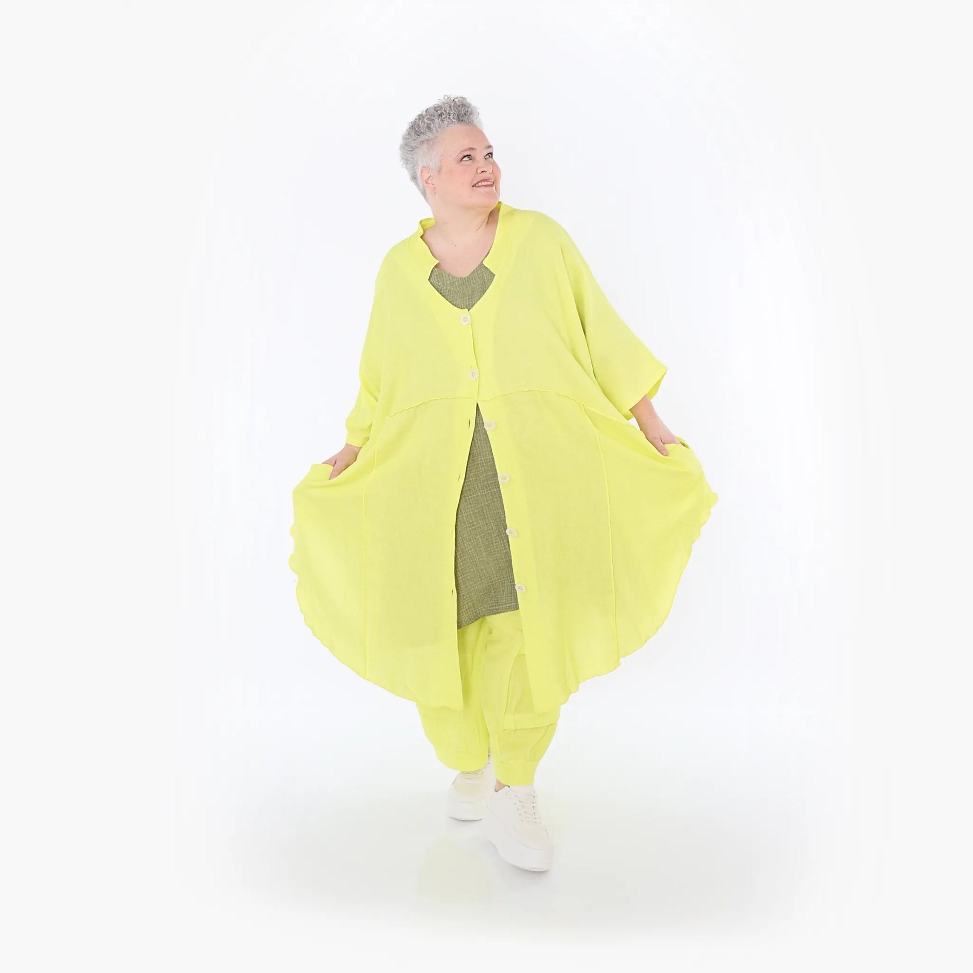  AKH Fashion Jacke in gerundeter Form, aus Baumwolle, 1501.07107, Lime, Ausgefallen, Schick