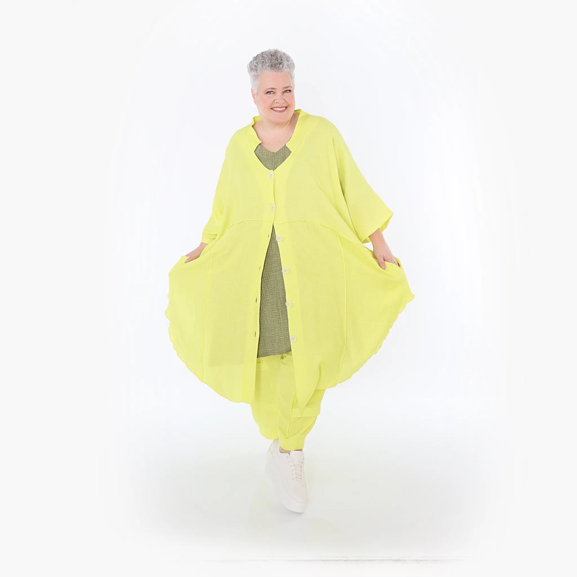  AKH Fashion Jacke in gerundeter Form, aus Baumwolle, 1501.07107, Lime, Ausgefallen, Schick