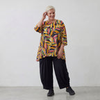 Mehrfarbiges Chiffonshirt in weiter A-Form mit Blumenprint 3/4-Arm und Rundhalsausschnitt