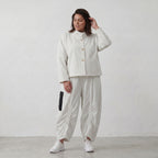 Kastige Bengaline Jacke in Weiß/Schwarz mit 3/4-Arm Stehkragen und praktischen Taschen