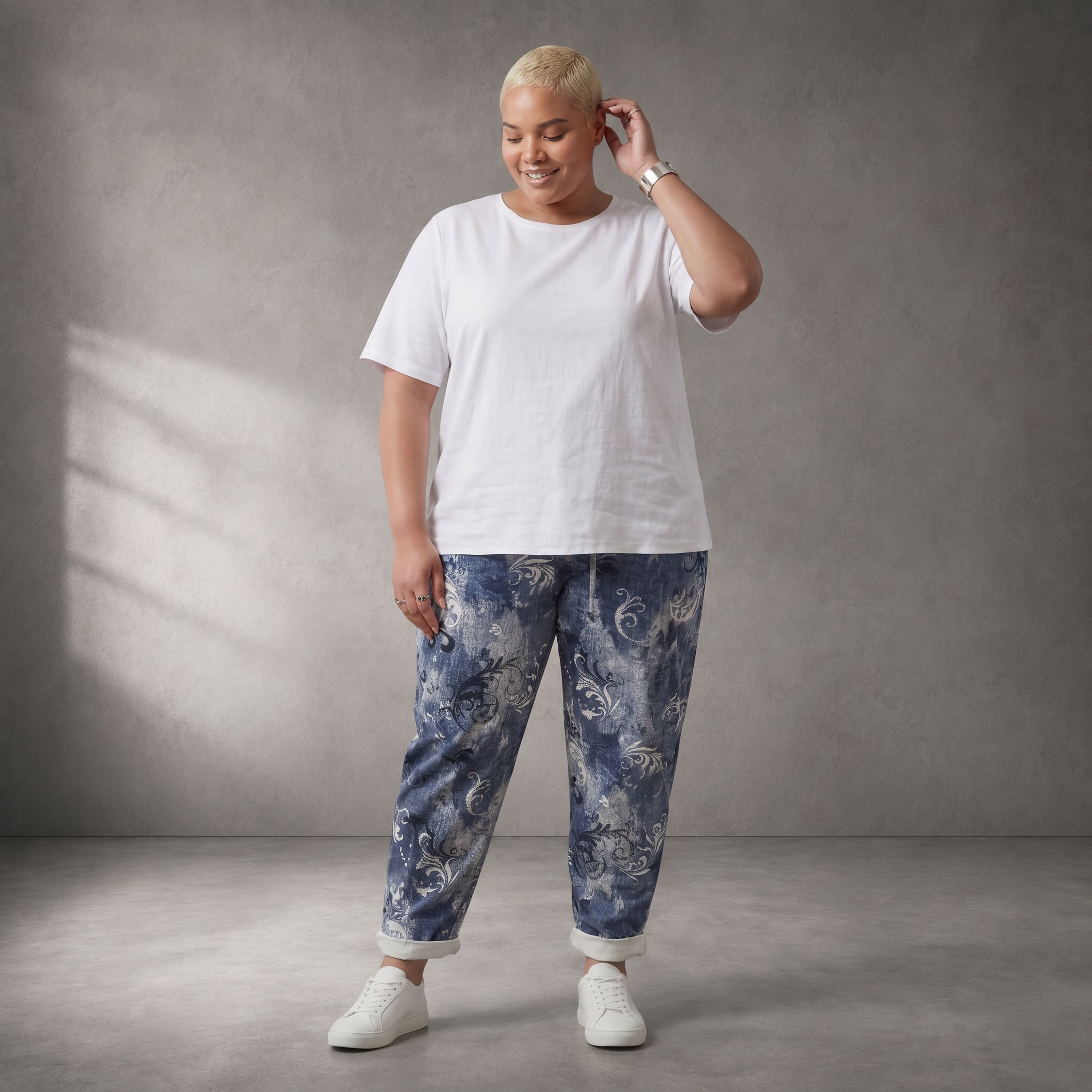 Leichte Karottenhose in Blau/Weiß im Lagenlook leger zeitlos mit softer Baumwolle neu