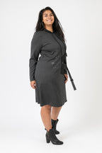  Pomme Rouge Kleid in gerader Form, aus Viskose, C6635, Grau-Schwarz, Muster, Schick