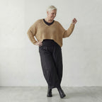 Zeitlos stilvoller Oversize Lagenlook Überwurf aus feiner Baumwolle mit luftiger Lochstruktur, Sand