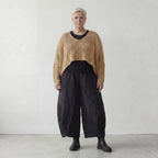 Zeitlos stilvoller Oversize Lagenlook Überwurf aus feiner Baumwolle mit luftiger Lochstruktur, Sand