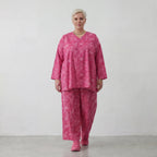 Fein gearbeitetes Oversize Lagenlook Shirt aus leichter Popeline Baumwolle mit Biesen, Fuchsia